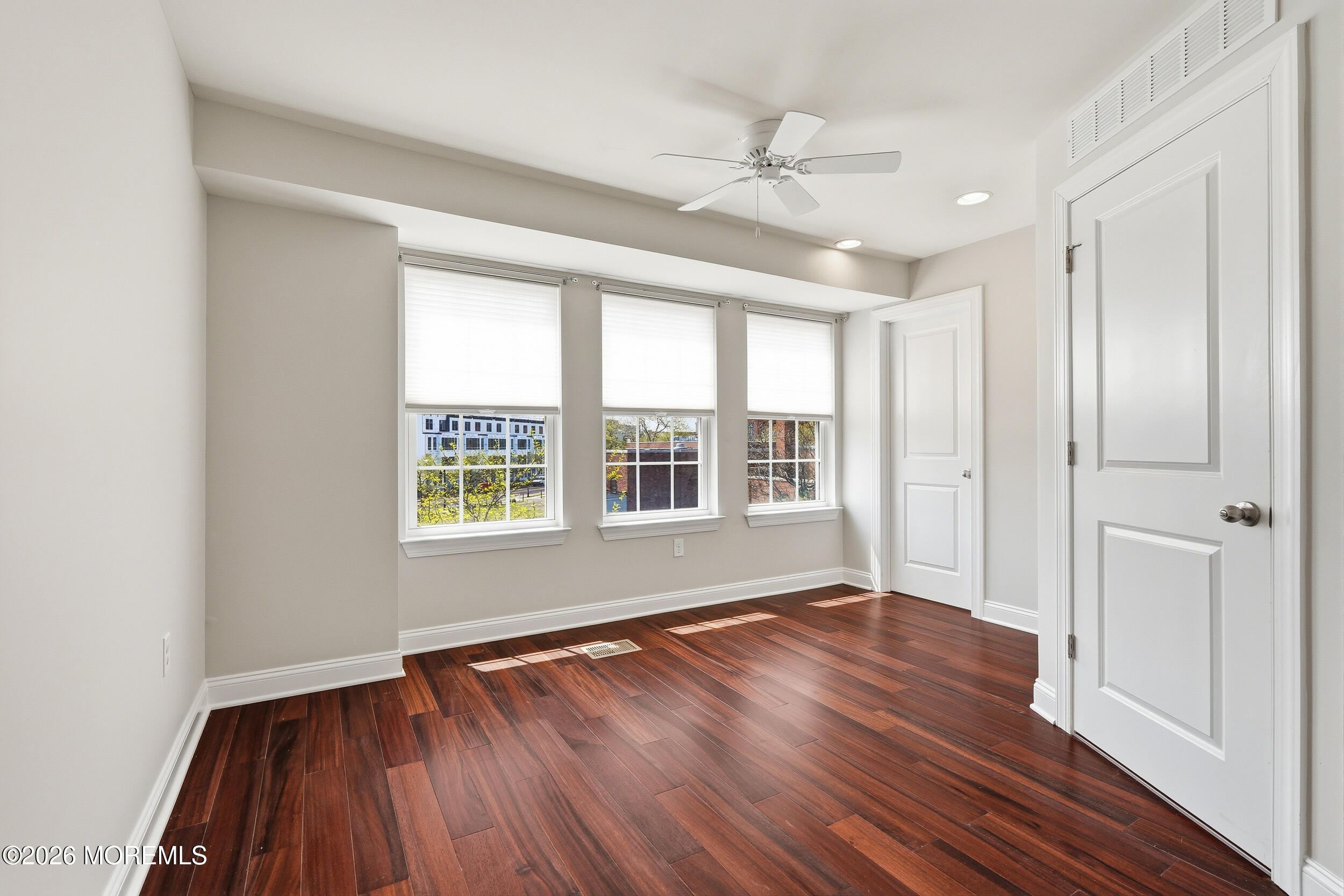 Asbury Park, New Jersey, 07712, United States, 3 Bedrooms Bedrooms, ,4 BathroomsBathrooms,Residential,Active,2041744