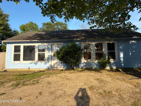 Homes For Rent - 165 Village Drive<br/> Barnegat, NJ 08005