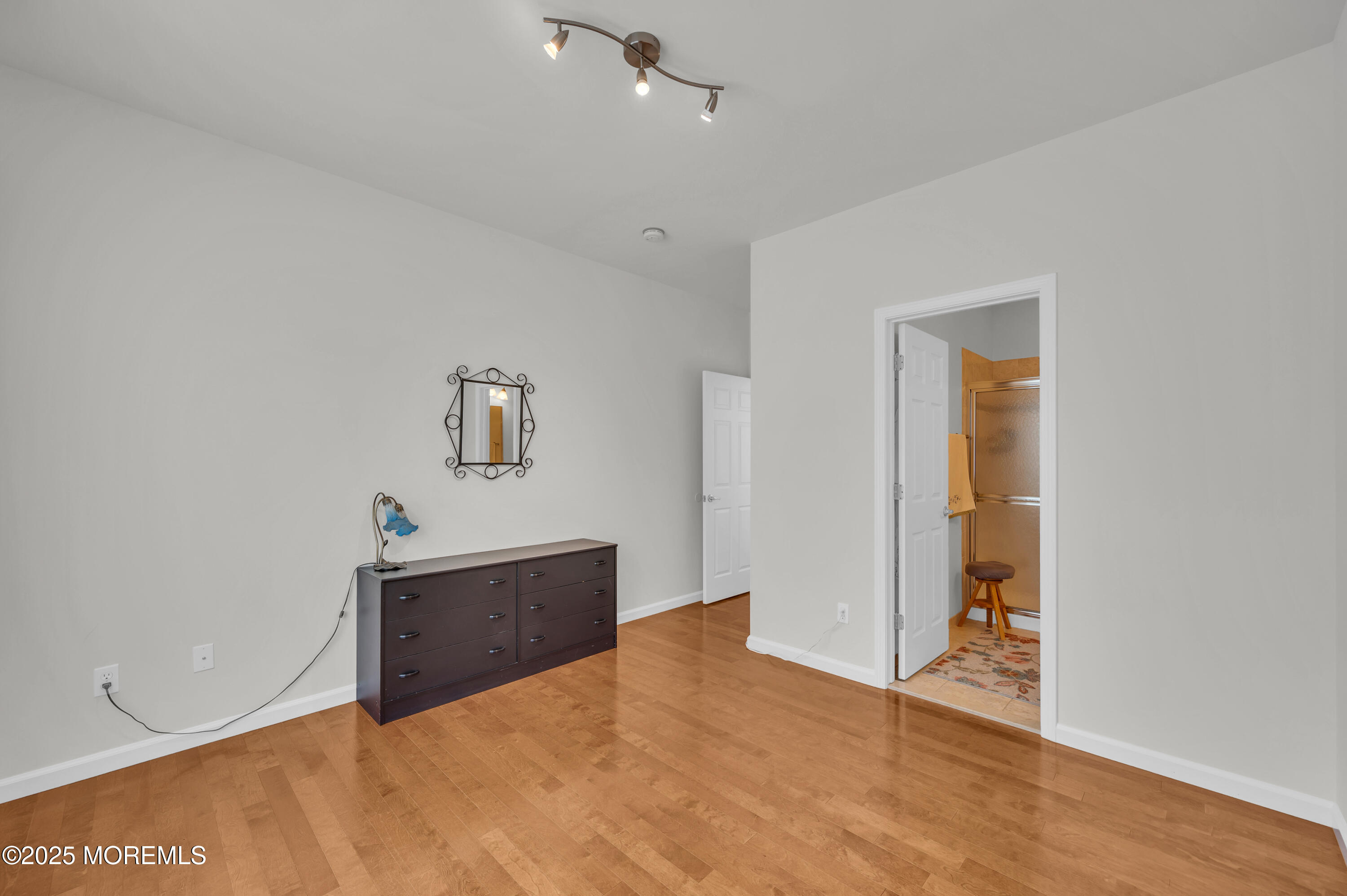 208 Bradwick Way, Marlboro, New Jersey image 32