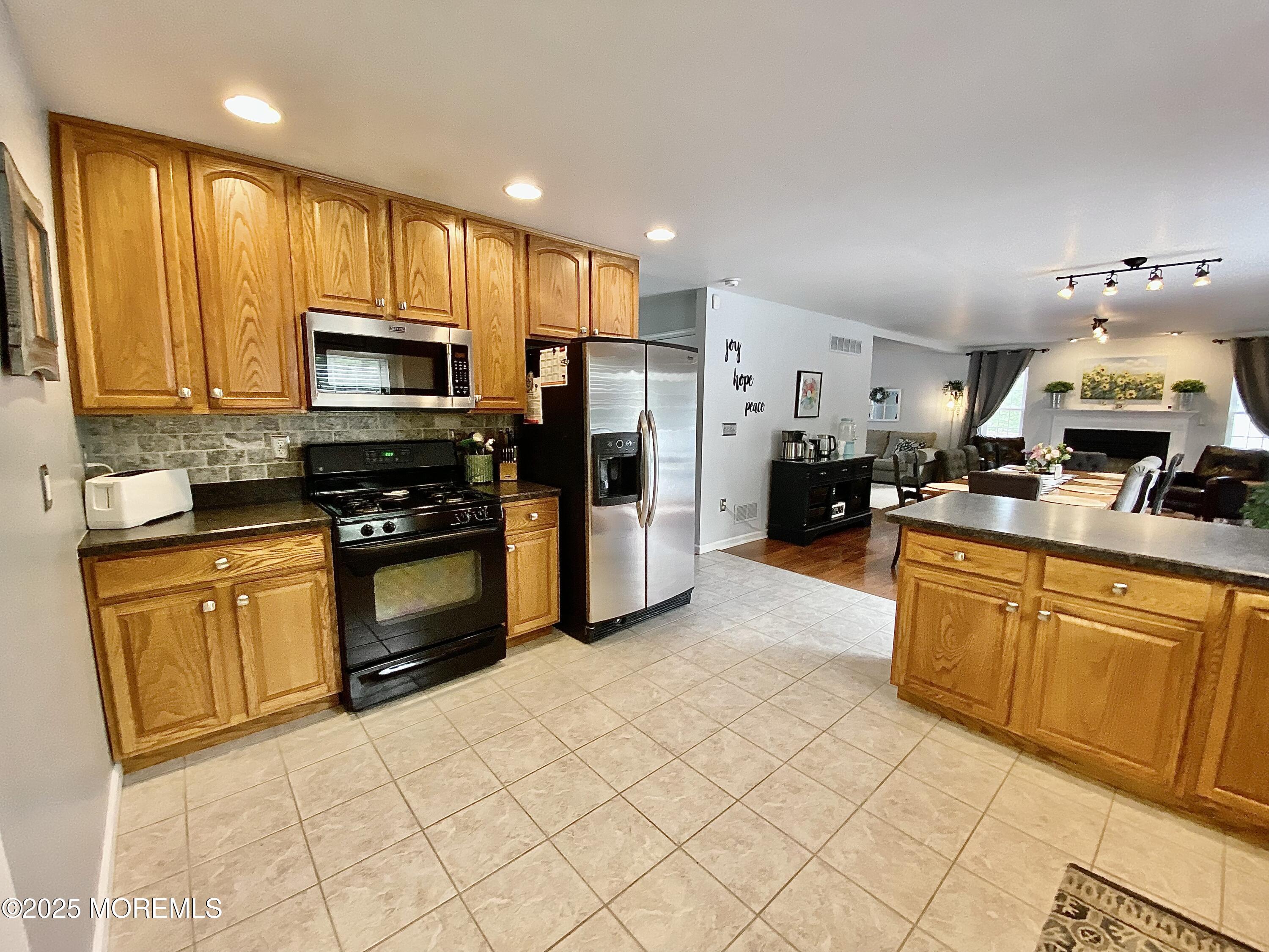8 Augusta Street, Wrightstown, New Jersey image 10