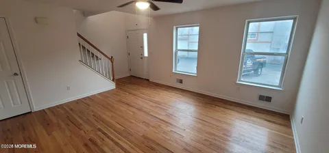 MLS: 22507413