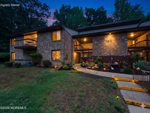 Condo For Sale - 160 Cross Slope Court #A<br/> Manalapan, NJ 07726