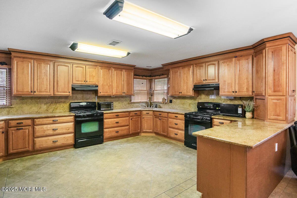 1013 Lexington Avenue, Lakewood, New Jersey image 8