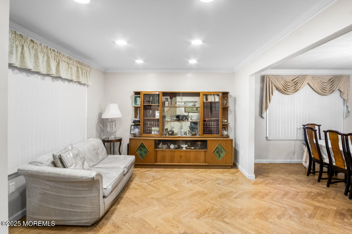 1013 Lexington Avenue, Lakewood, New Jersey image 4