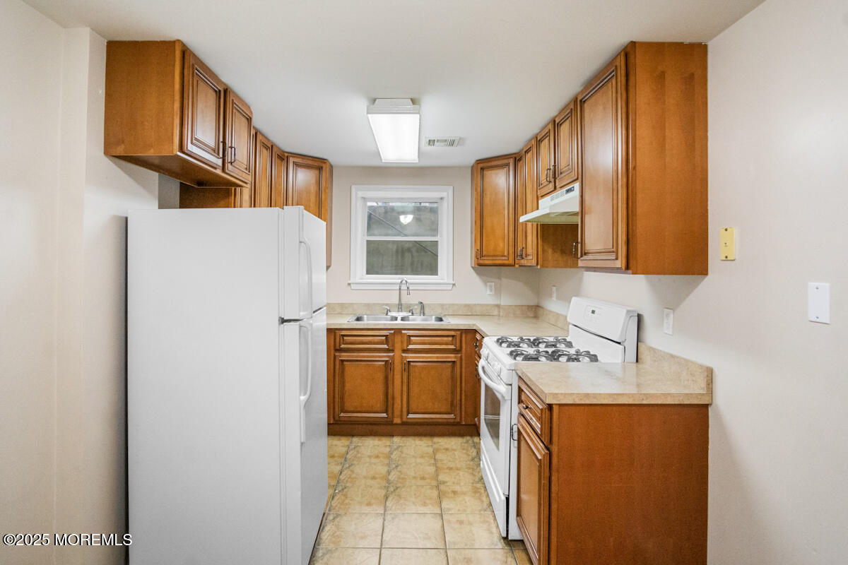 1013 Lexington Avenue, Lakewood, New Jersey image 24