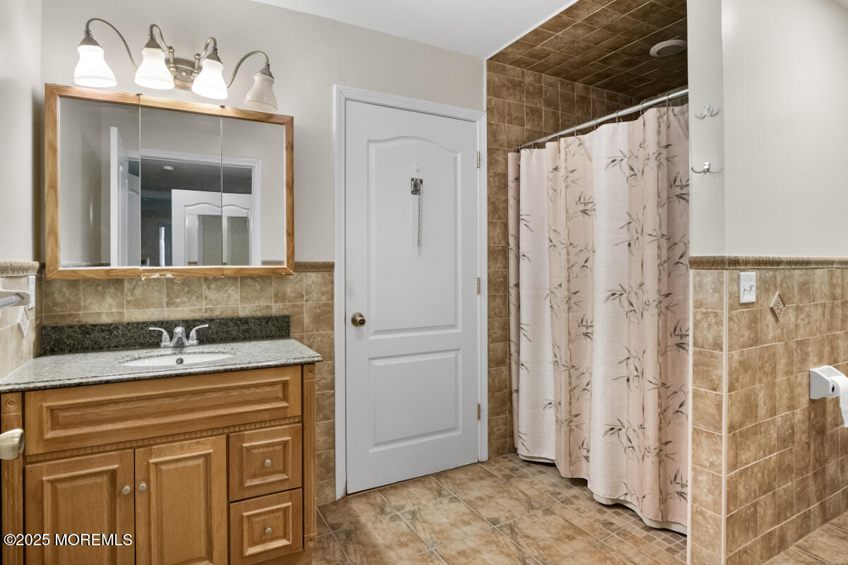 1013 Lexington Avenue, Lakewood, New Jersey image 15