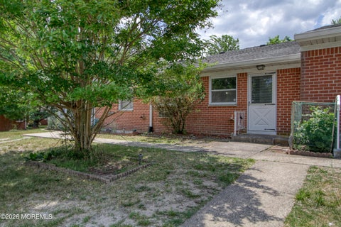 Homes For Sale - 14 Independence Parkway #G<br/> Whiting, NJ 08759