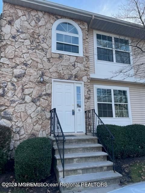 Condo For Rent - 19 Karen Drive #19<br/> Tinton Falls, NJ 07753