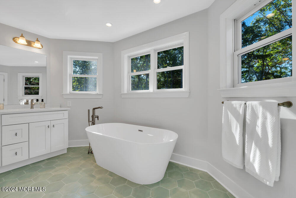 455 Woodbury Drive, Jackson, New Jersey image 40