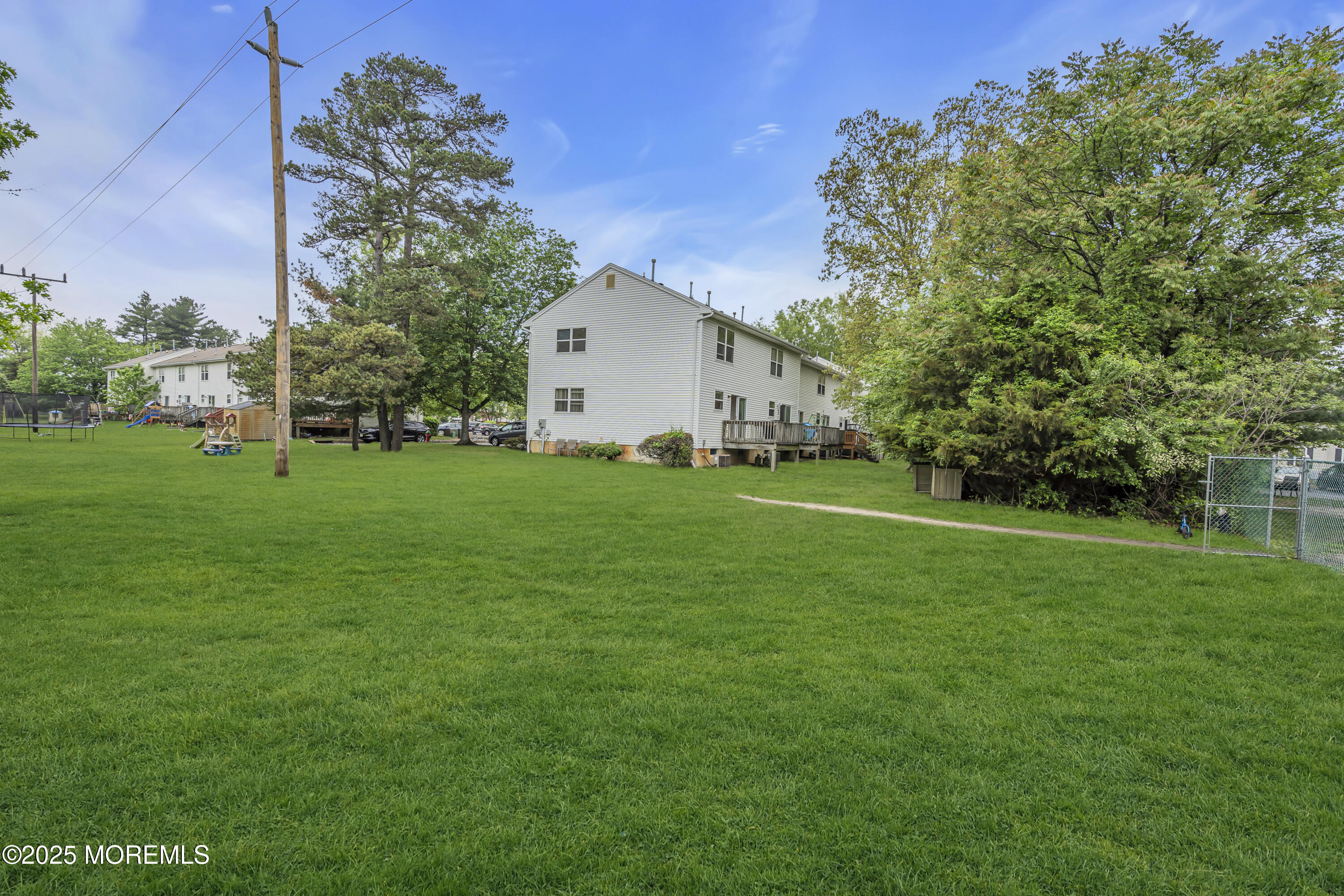 45 Waterview Drive, Lakewood, New Jersey image 4