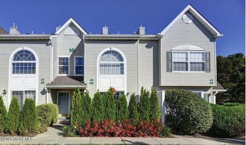 42 Richmond Court Tinton Falls NJ 07712