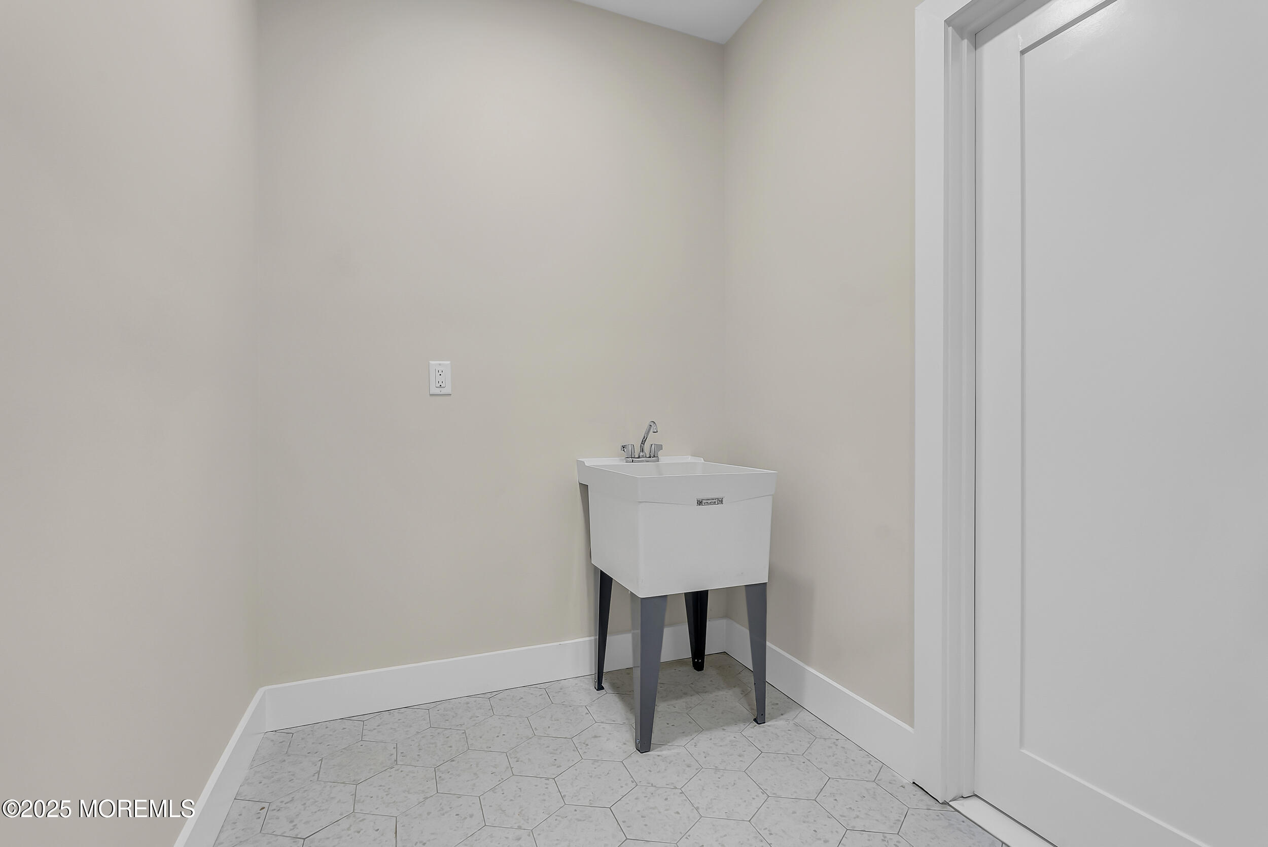 487 Westwood Avenue, Long Branch, New Jersey image 44