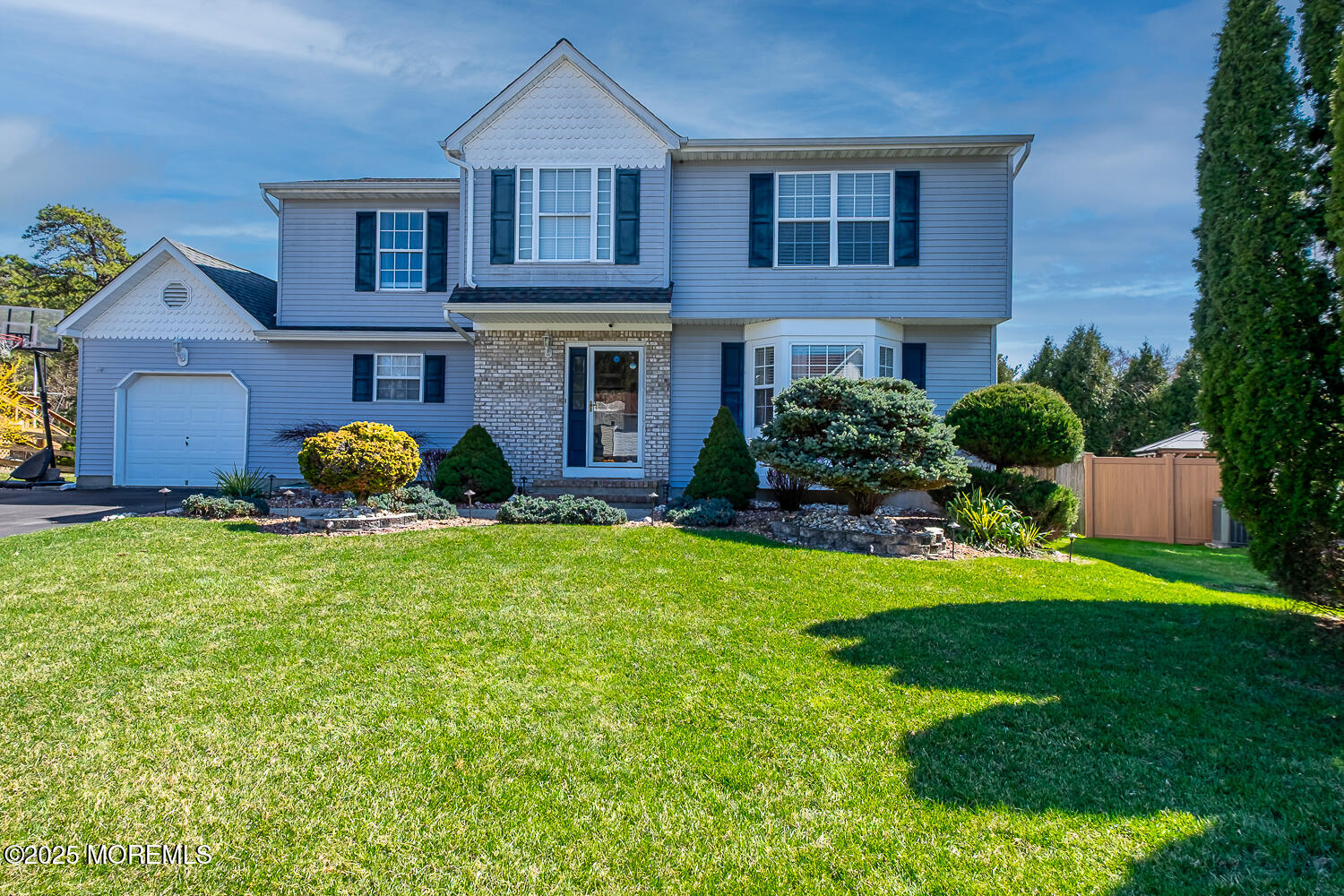 40 Gladiola Drive, Howell, New Jersey image 2
