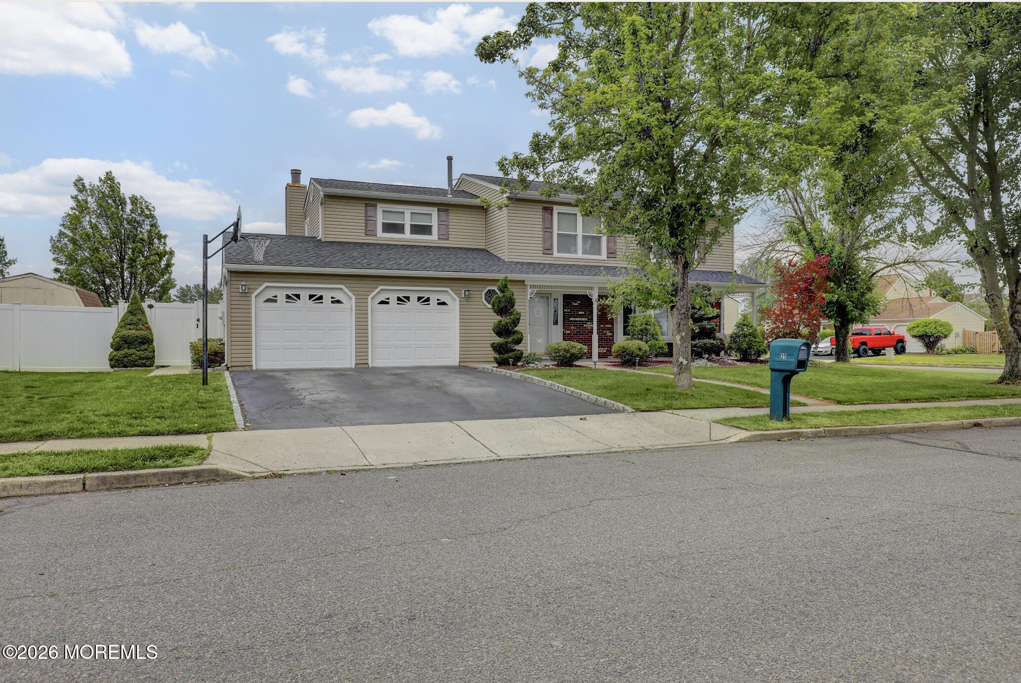 25 Garden Way