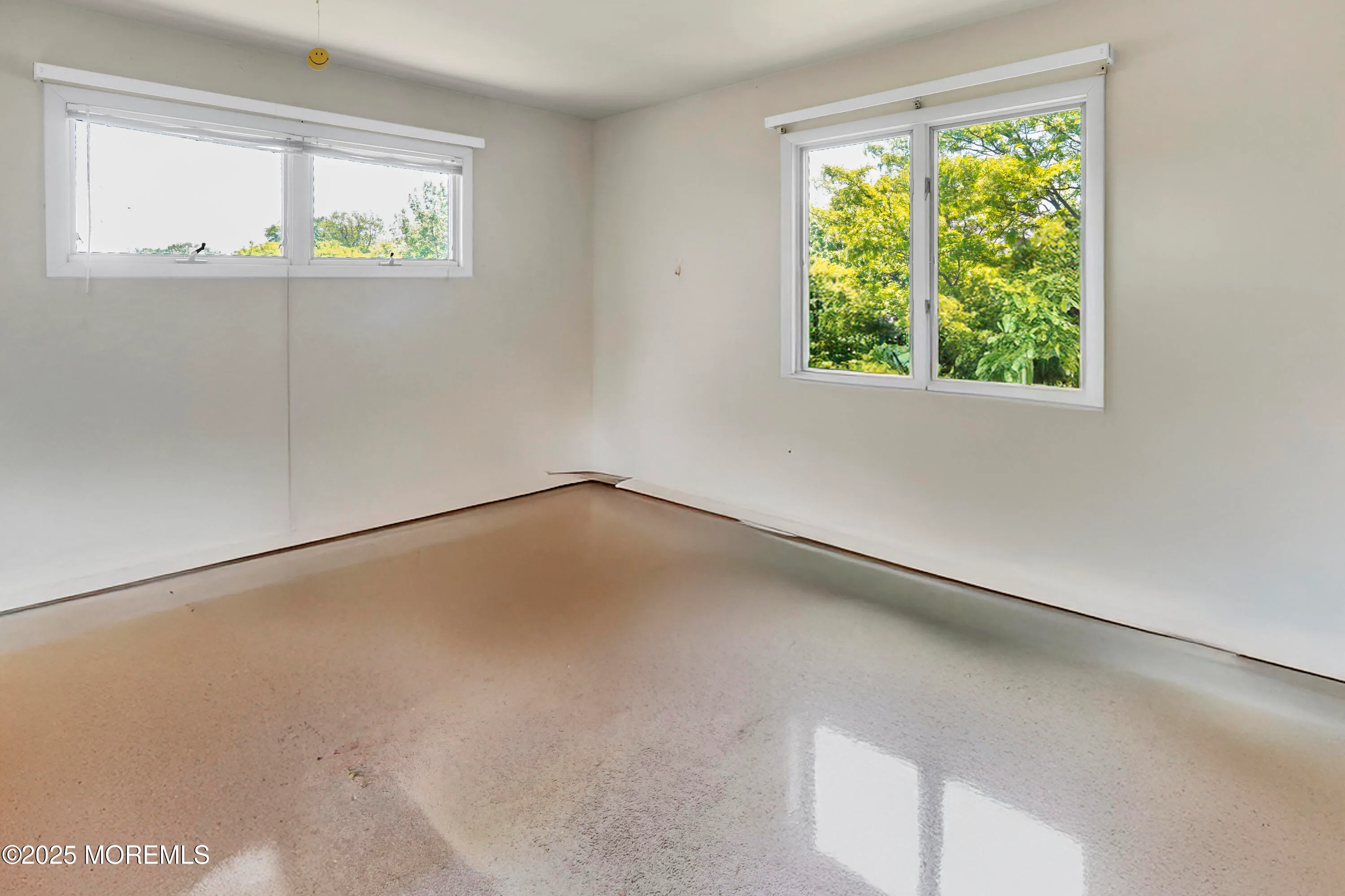 Neptune Township, New Jersey 07753, United States, 2 Bedrooms Bedrooms, ,3 BathroomsBathrooms,Residential,Pending,134431