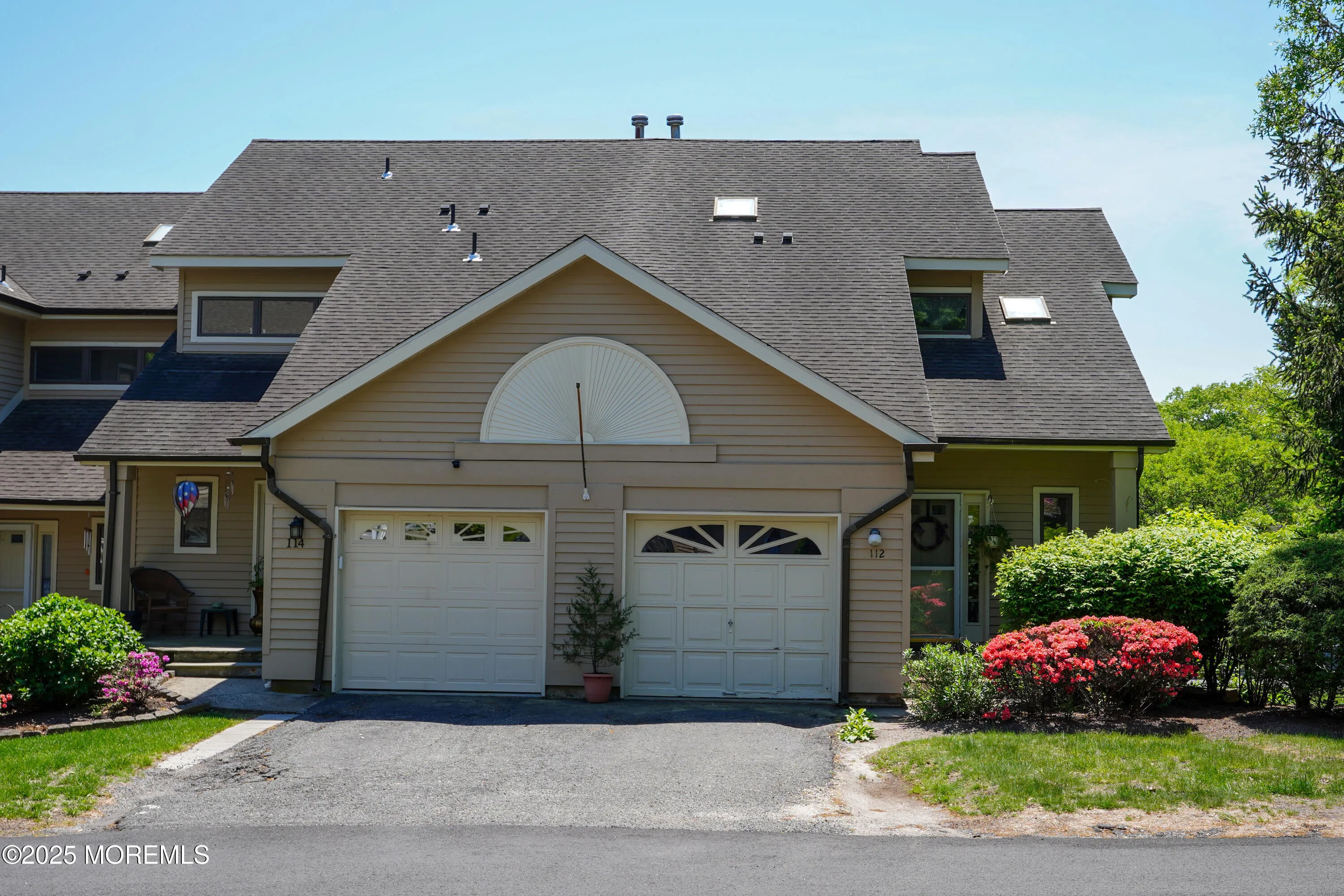 Neptune Township, New Jersey 07753, United States, 2 Bedrooms Bedrooms, ,3 BathroomsBathrooms,Residential,Pending,134431