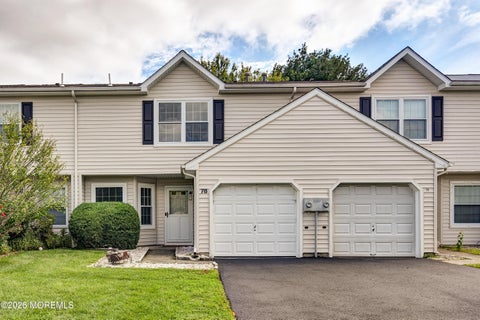 Condo For Sale - 76 Harbor Circle<br/> Monmouth County, Freehold, NJ 07728