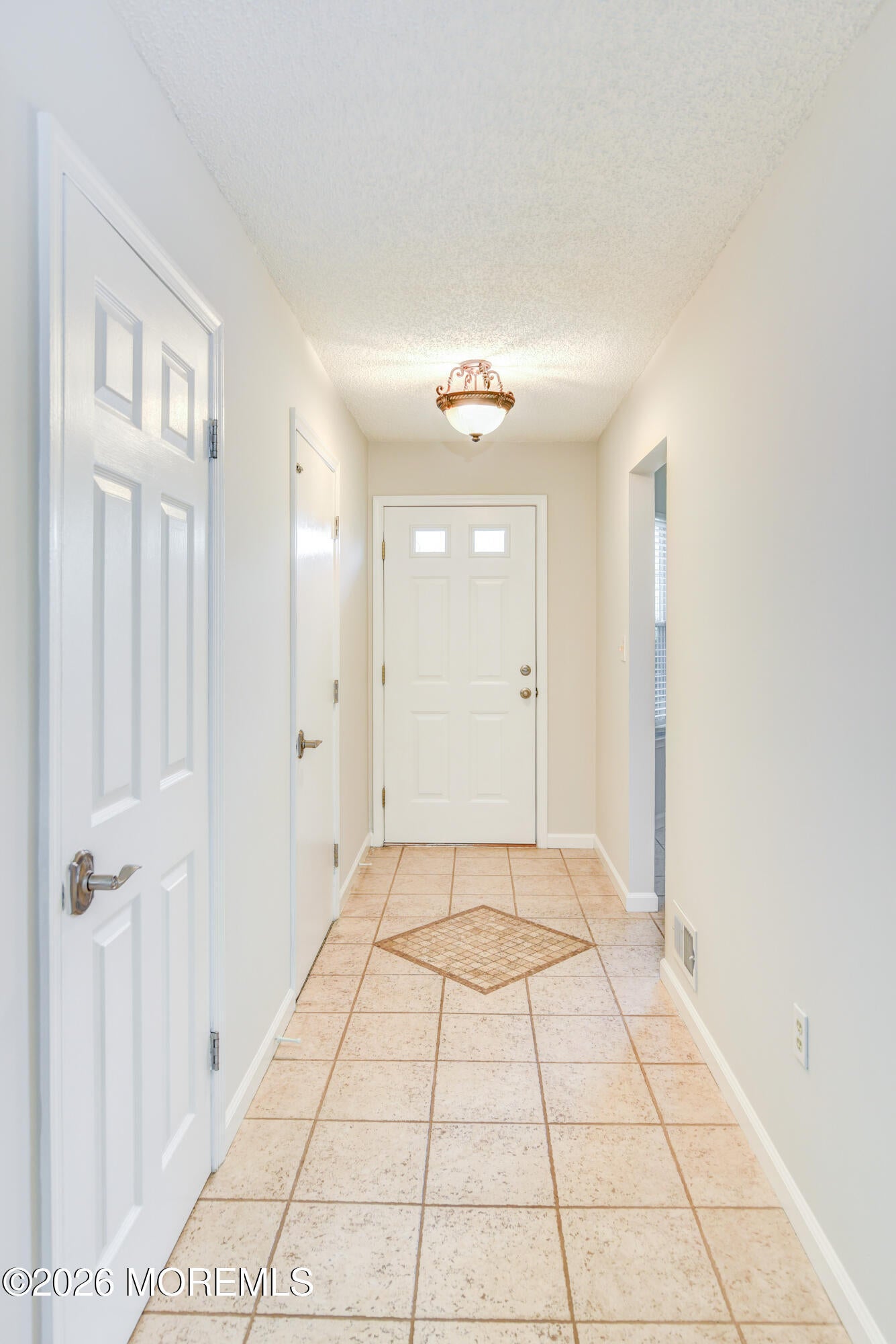 76 Harbor Circle