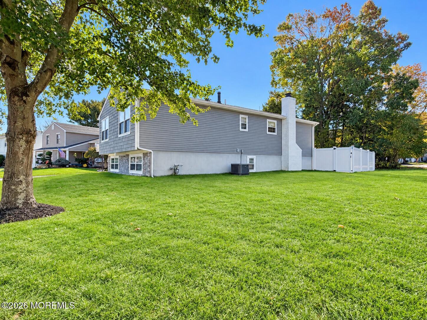 2 Hearth Court