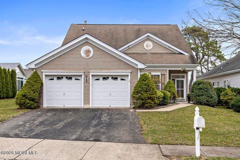 Homes For Sale - 43 Silverspring Drive<br/> Lakewood, NJ 08701