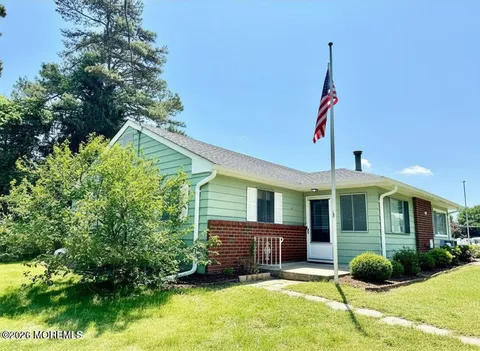 MLS: 22600573