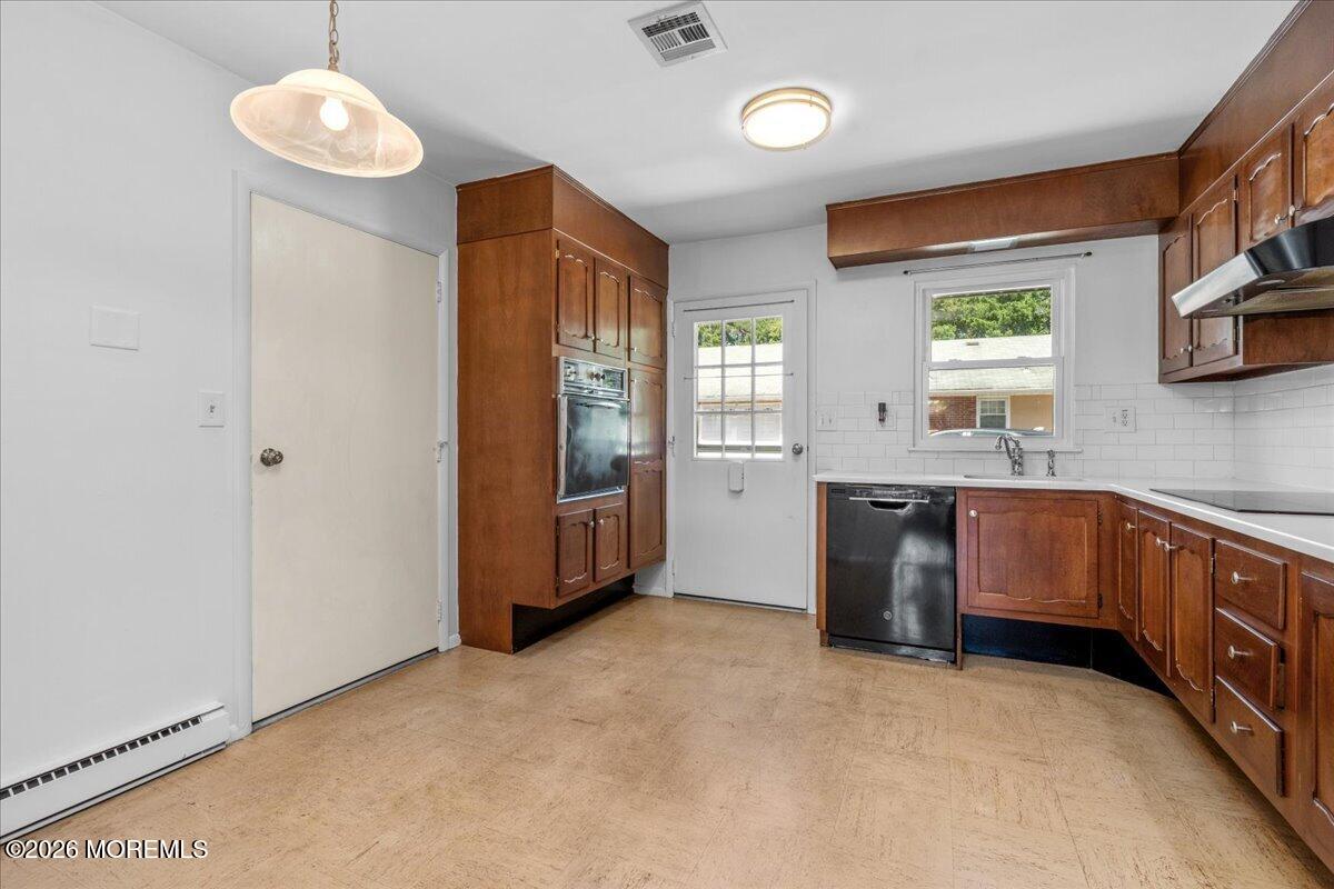 660D Plymouth Drive
