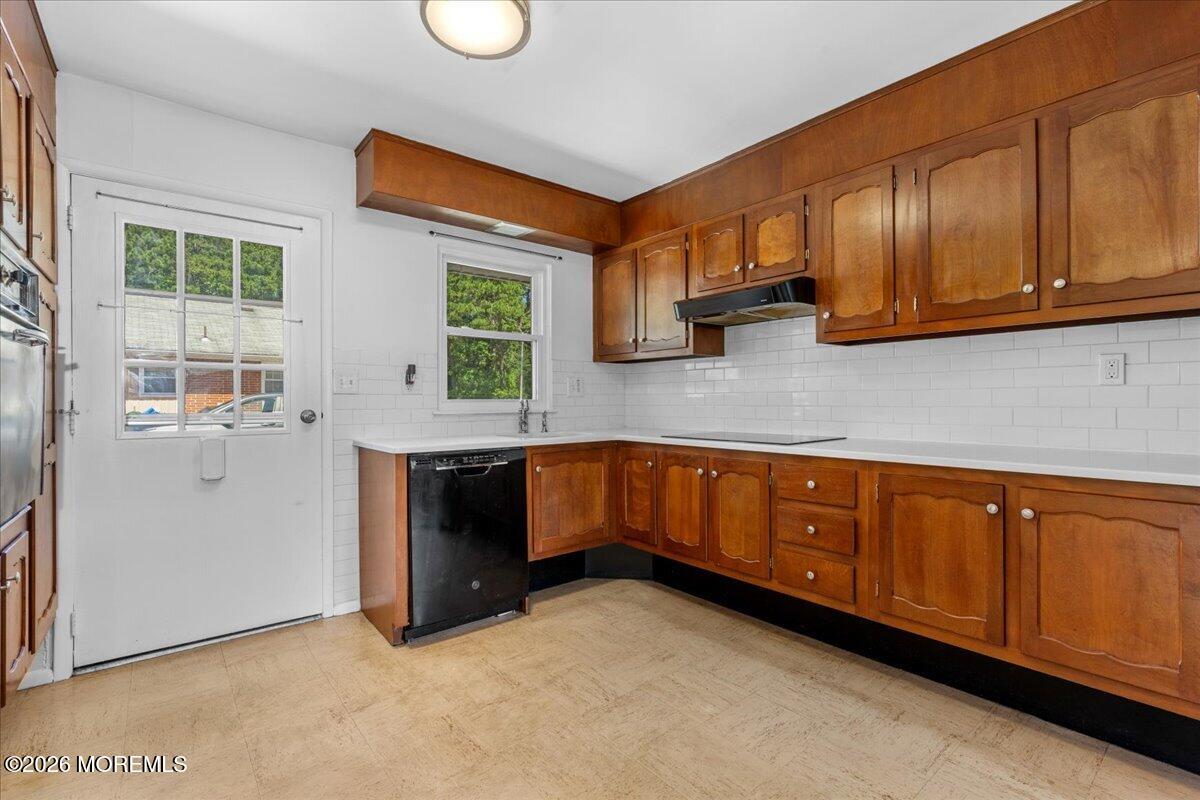 660D Plymouth Drive