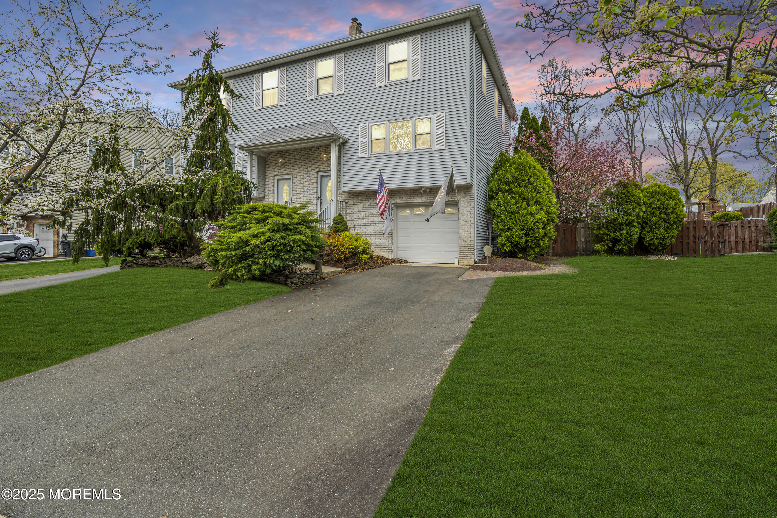 48 Lone Star Lane, Manalapan, New Jersey image 1