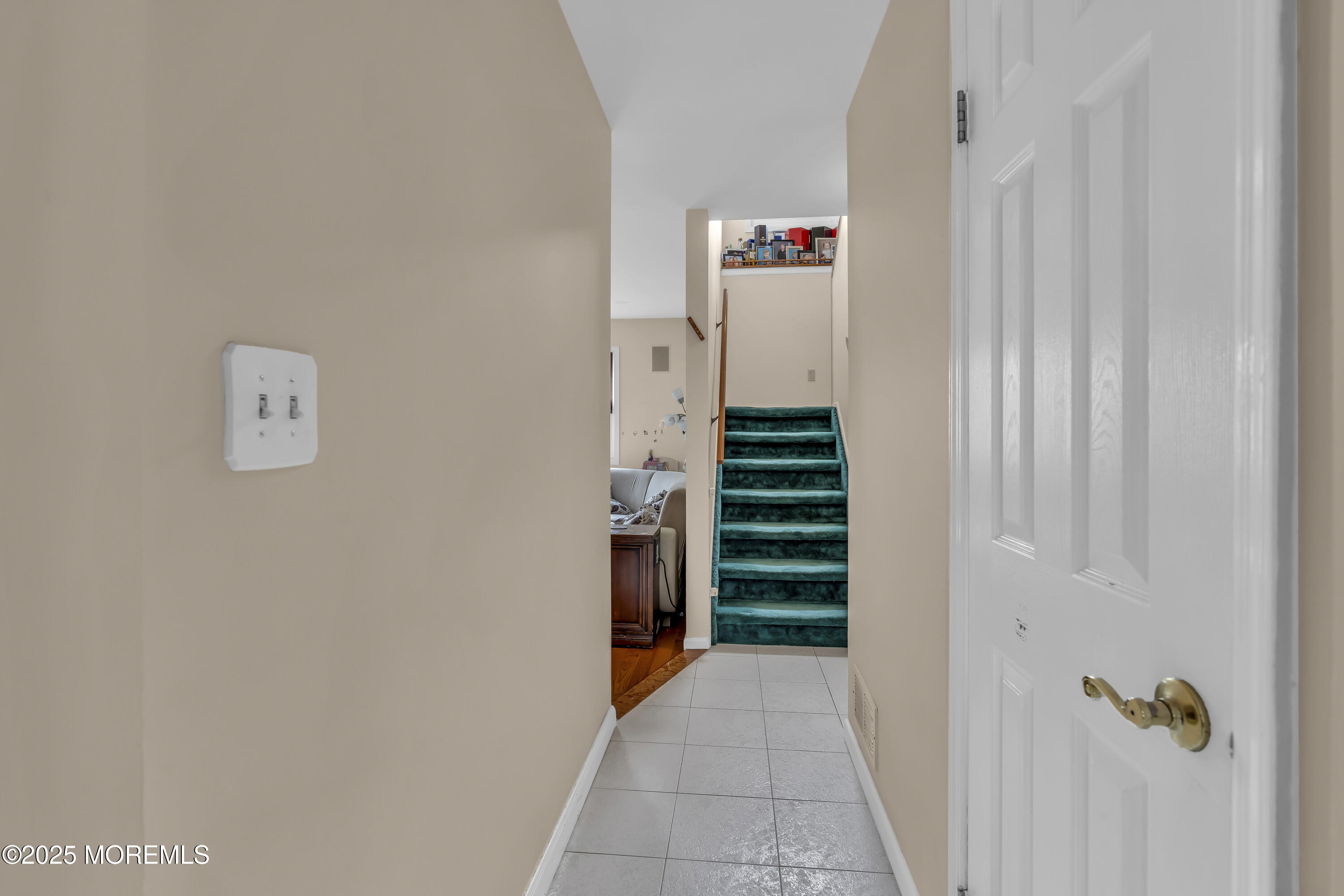 48 Lone Star Lane, Manalapan, New Jersey image 17
