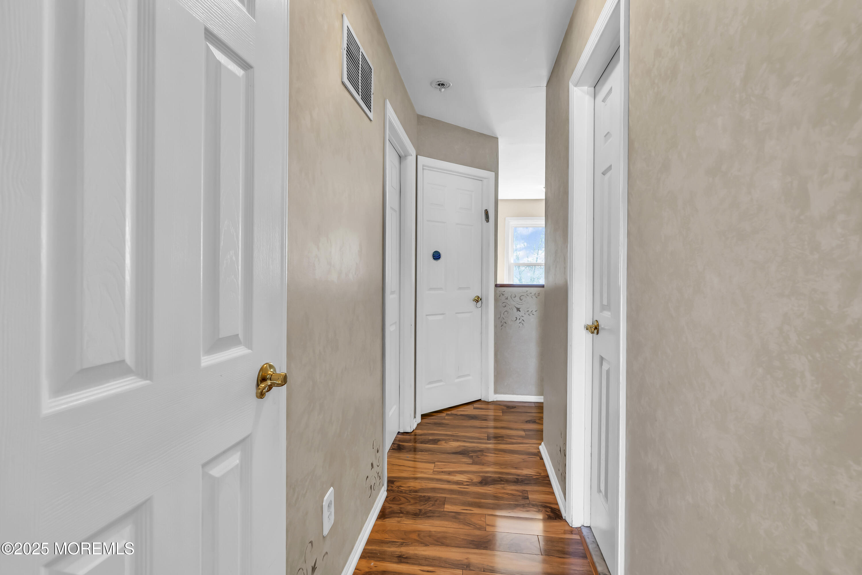 48 Lone Star Lane, Manalapan, New Jersey image 10