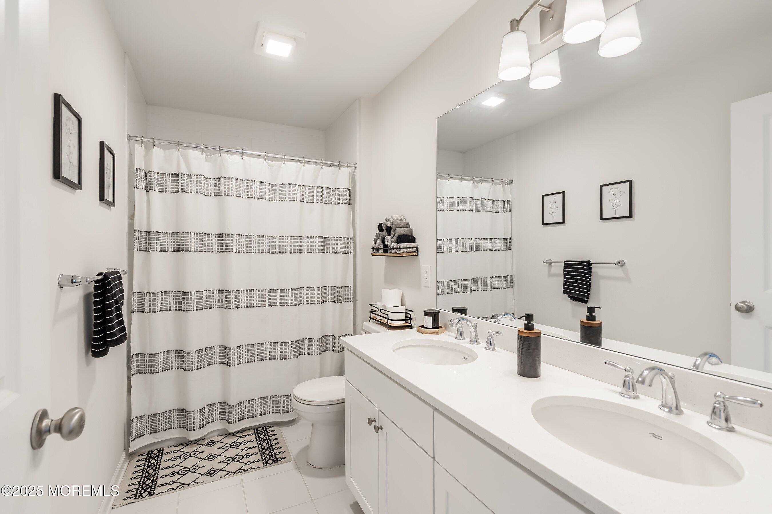 925 Englemere Boulevard, Toms River, New Jersey image 33