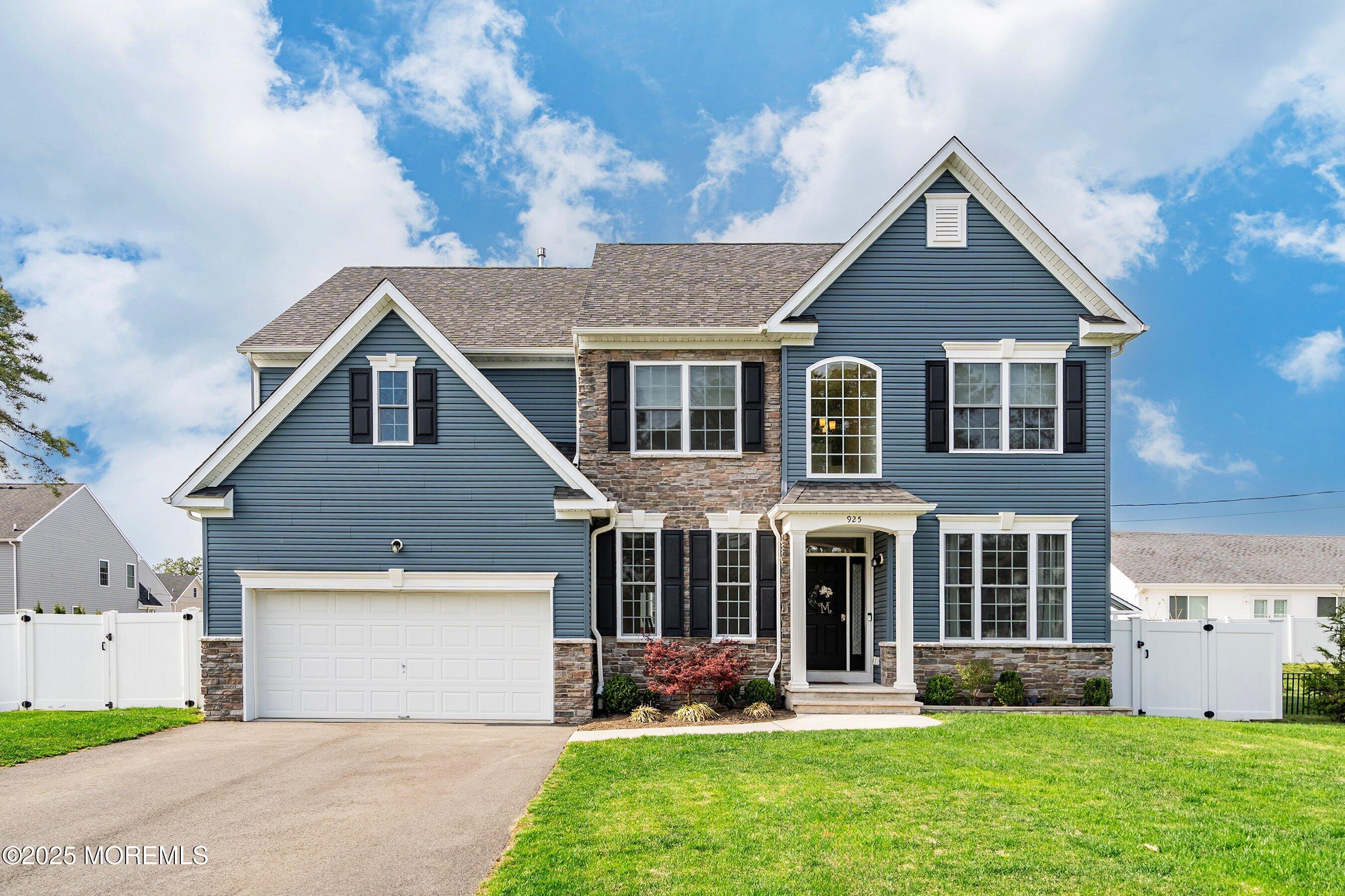 925 Englemere Boulevard, Toms River, New Jersey image 1