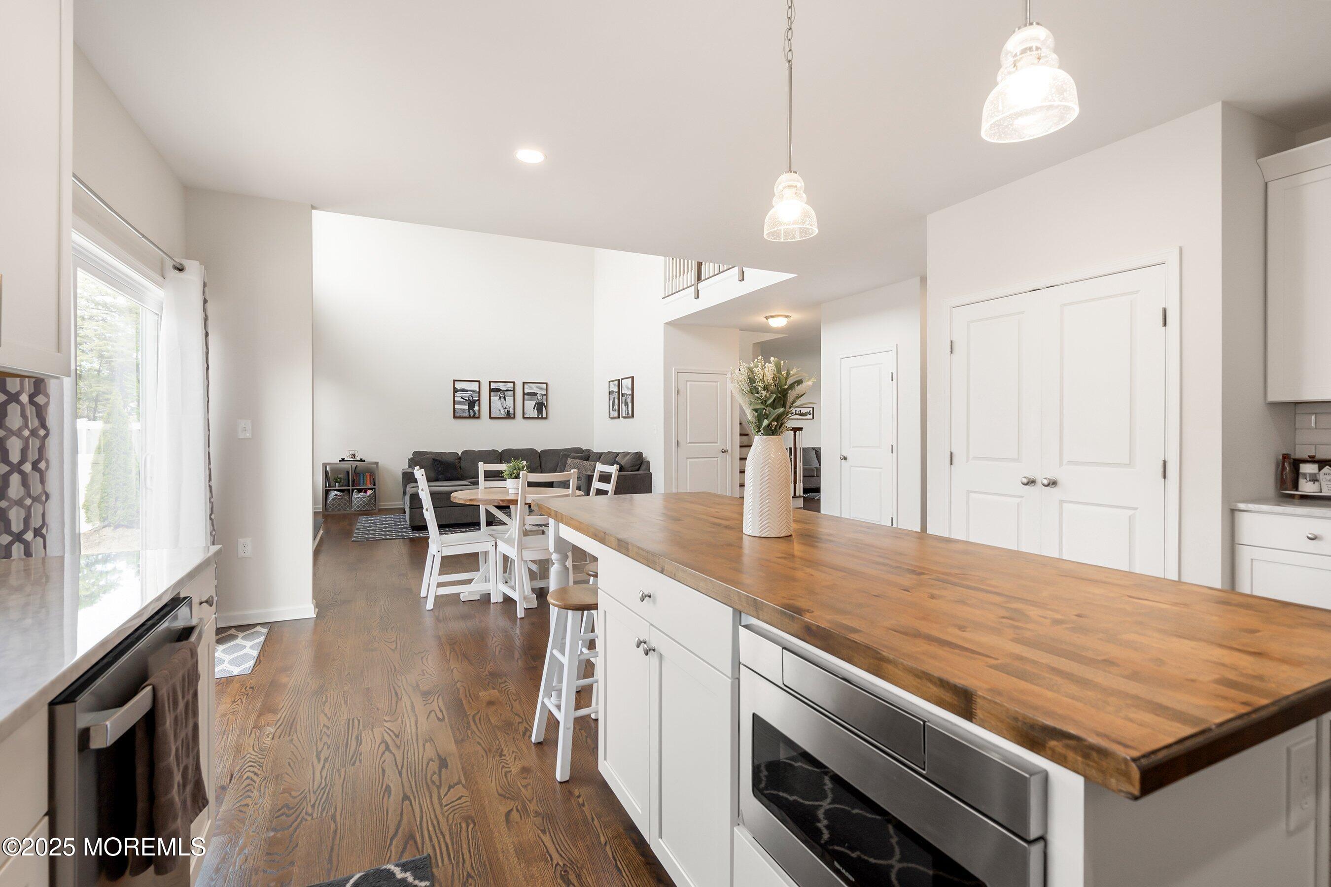 925 Englemere Boulevard, Toms River, New Jersey image 13
