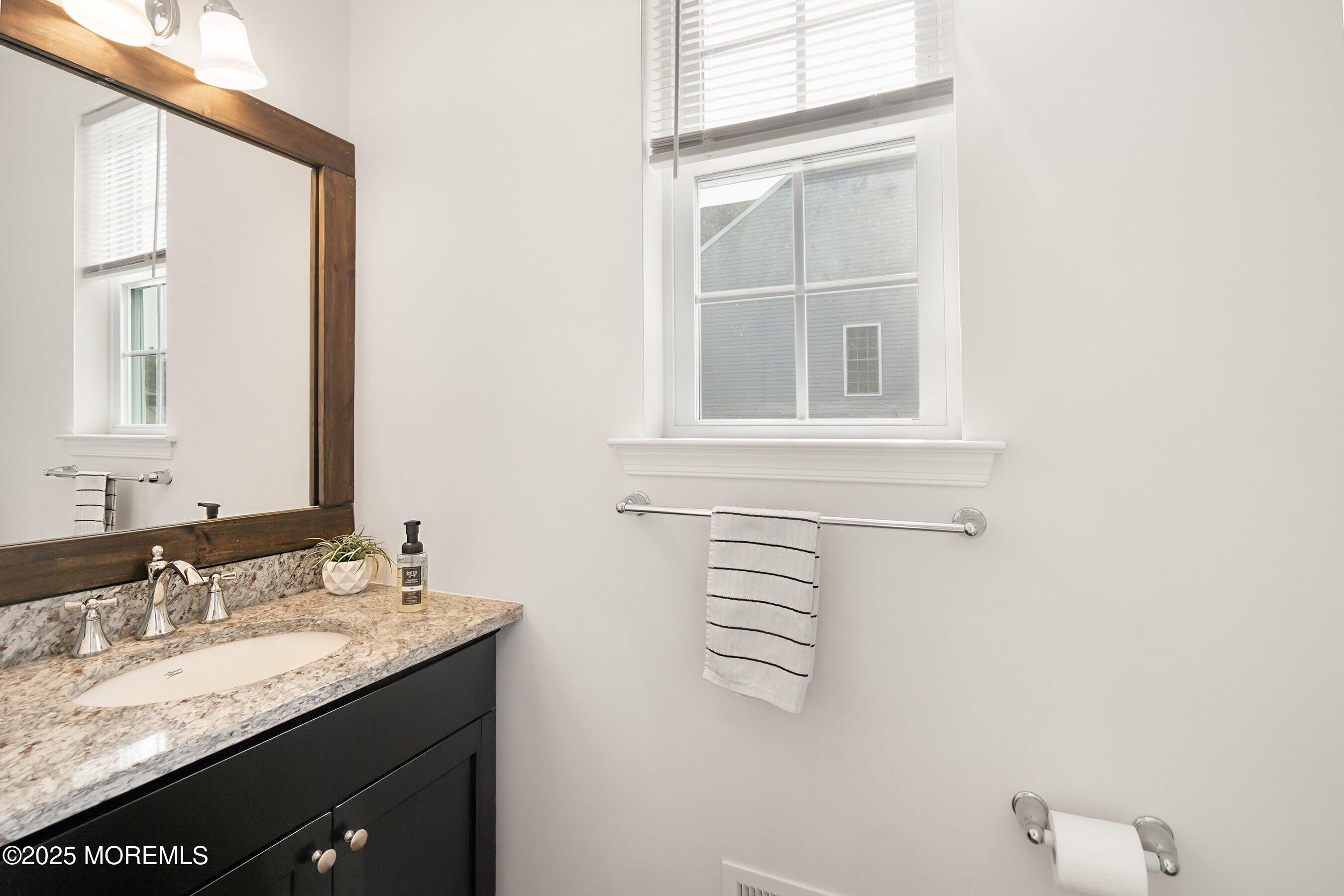 925 Englemere Boulevard, Toms River, New Jersey image 8