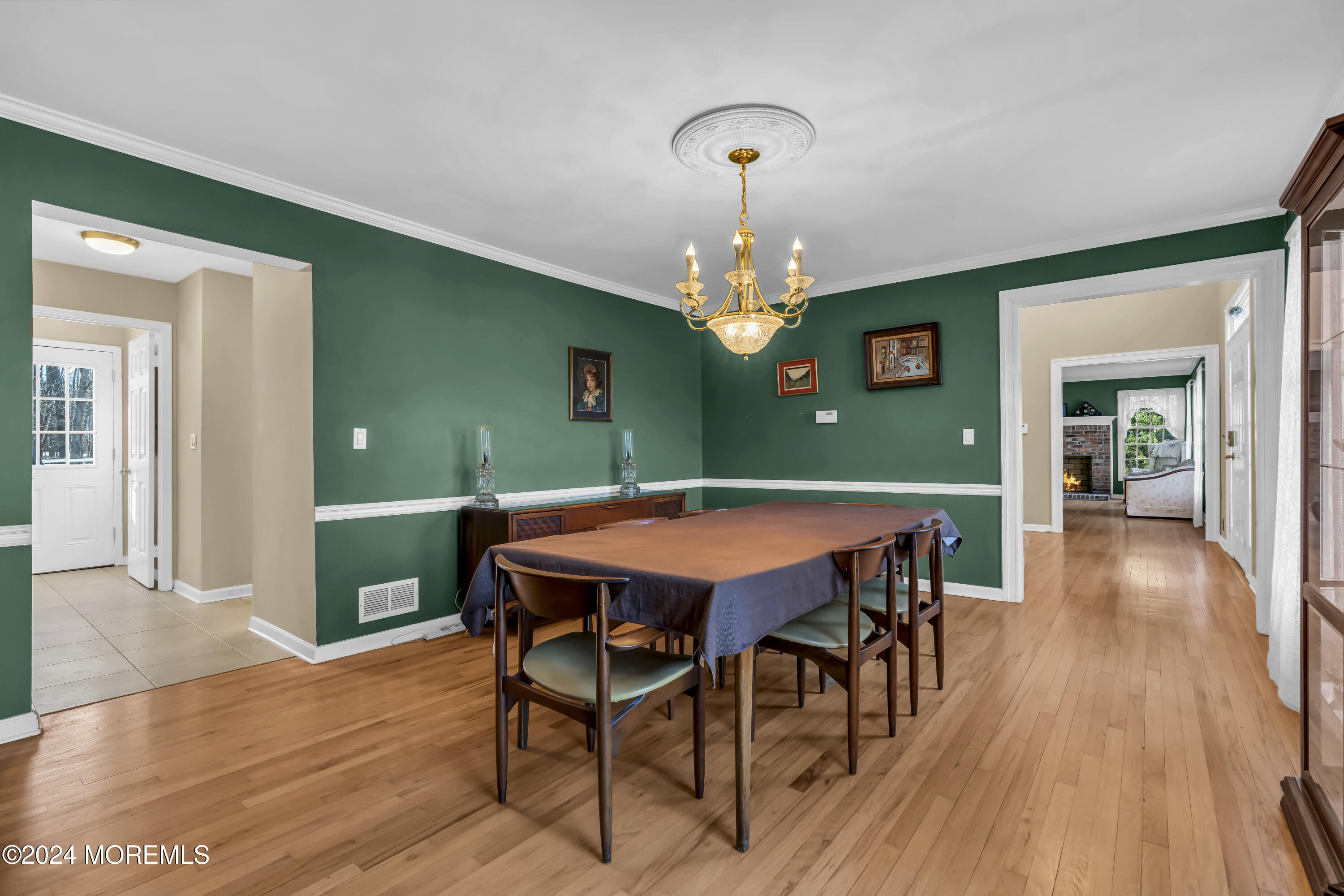 9 Deep Run Court, Morganville, New Jersey image 9