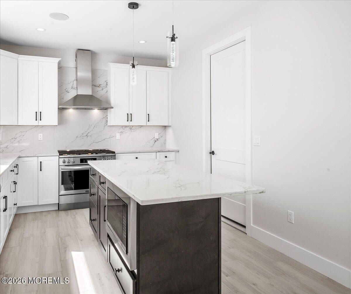 555 Lillie Road