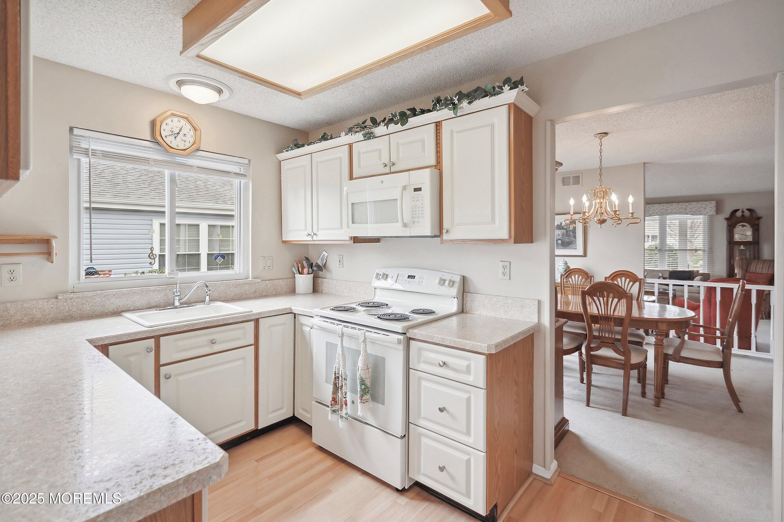 19 Blackthorn Place, Manchester, New Jersey image 10