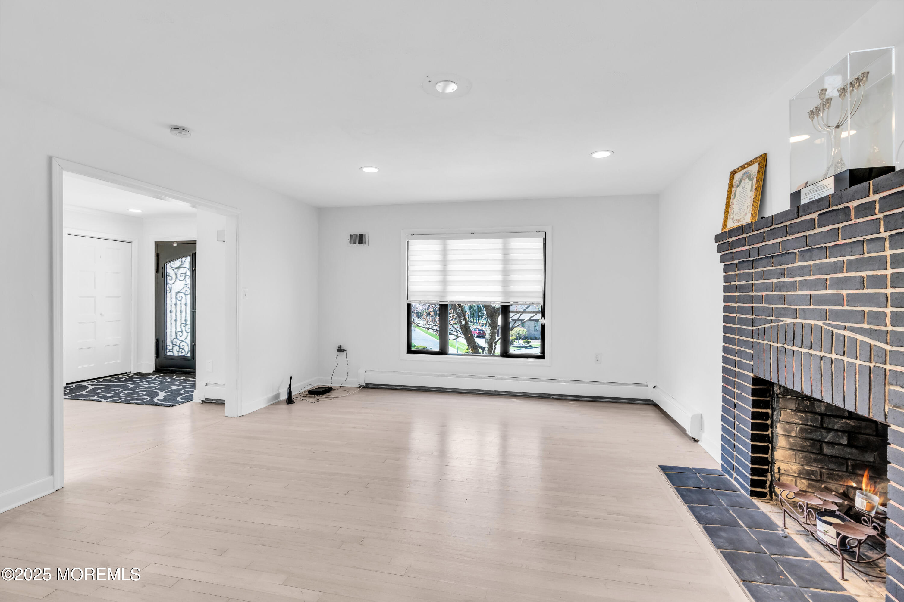 27 Emerald Drive, Morganville, New Jersey image 8