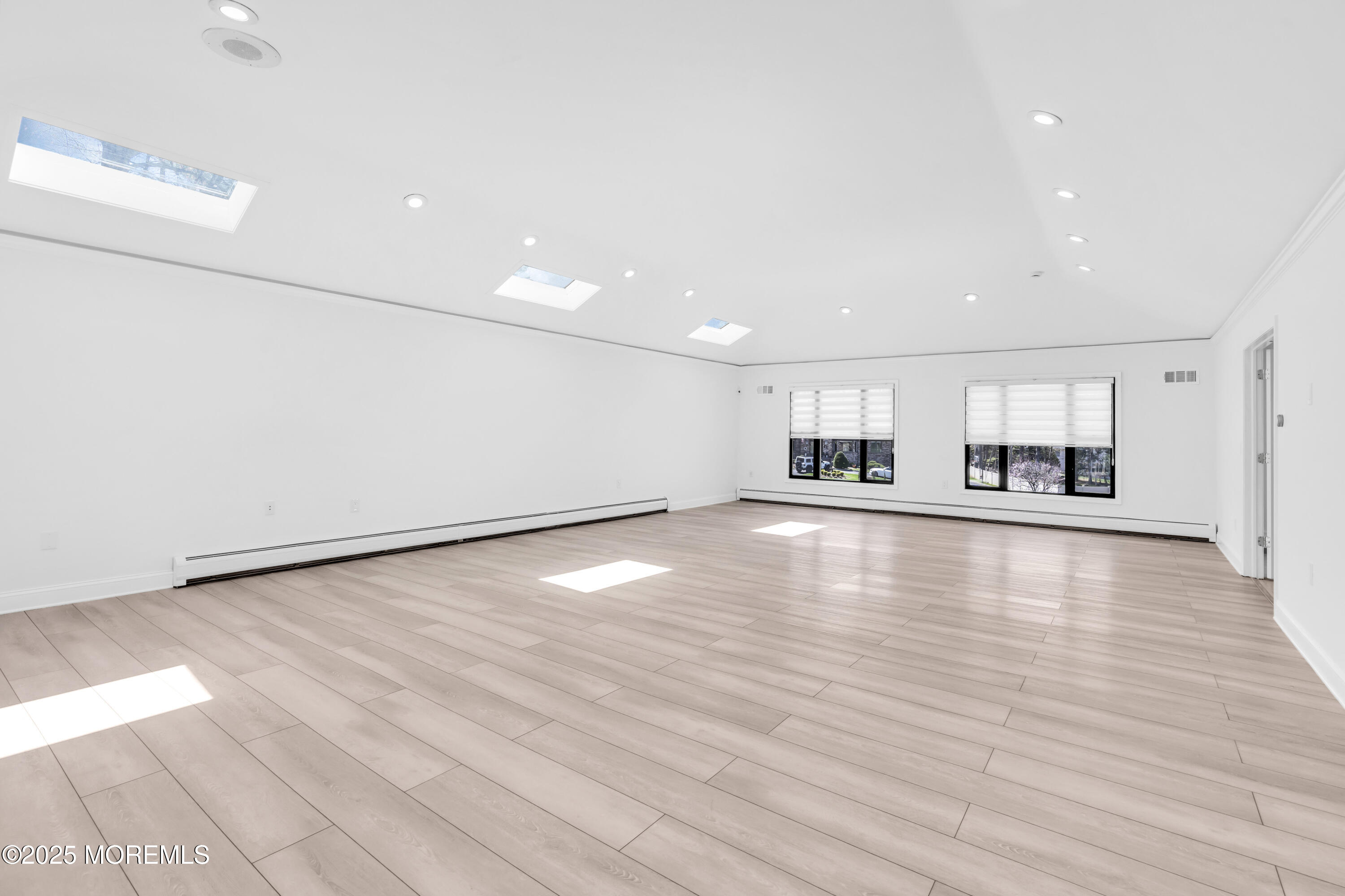 27 Emerald Drive, Morganville, New Jersey image 13