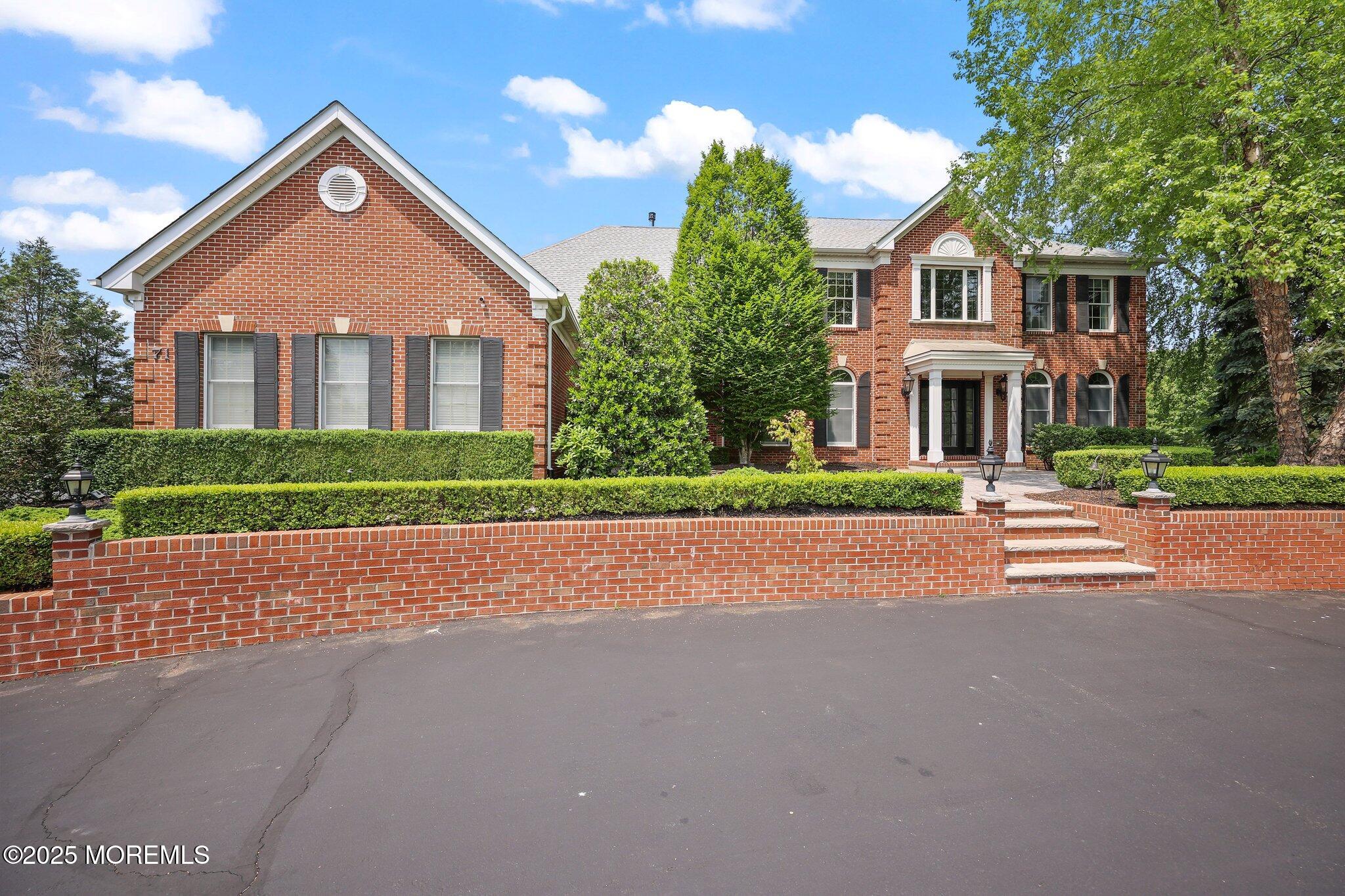 71 Diamond Lane