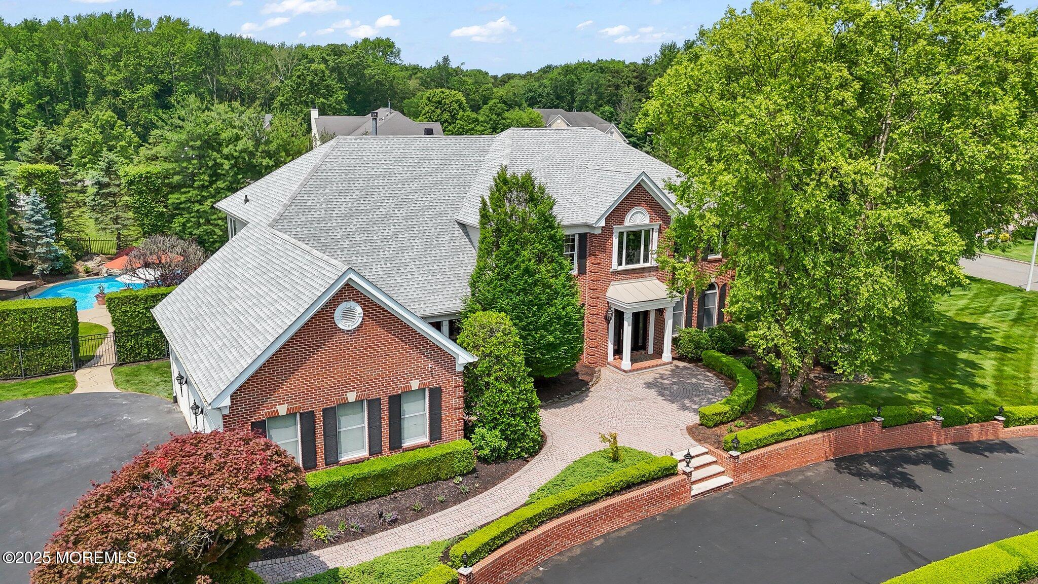 71 Diamond Lane