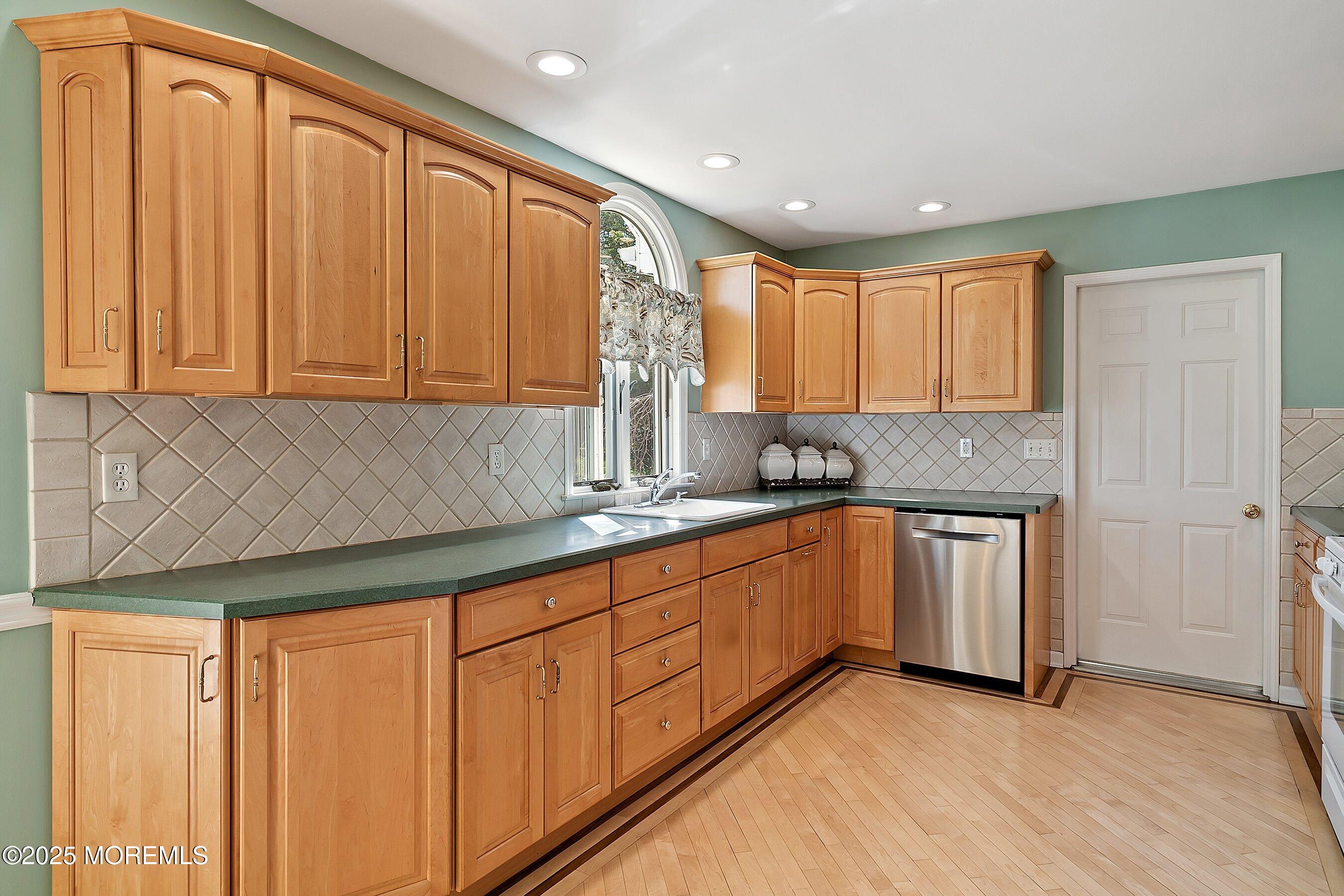 46 Hosford Avenue, Leonardo, New Jersey image 17