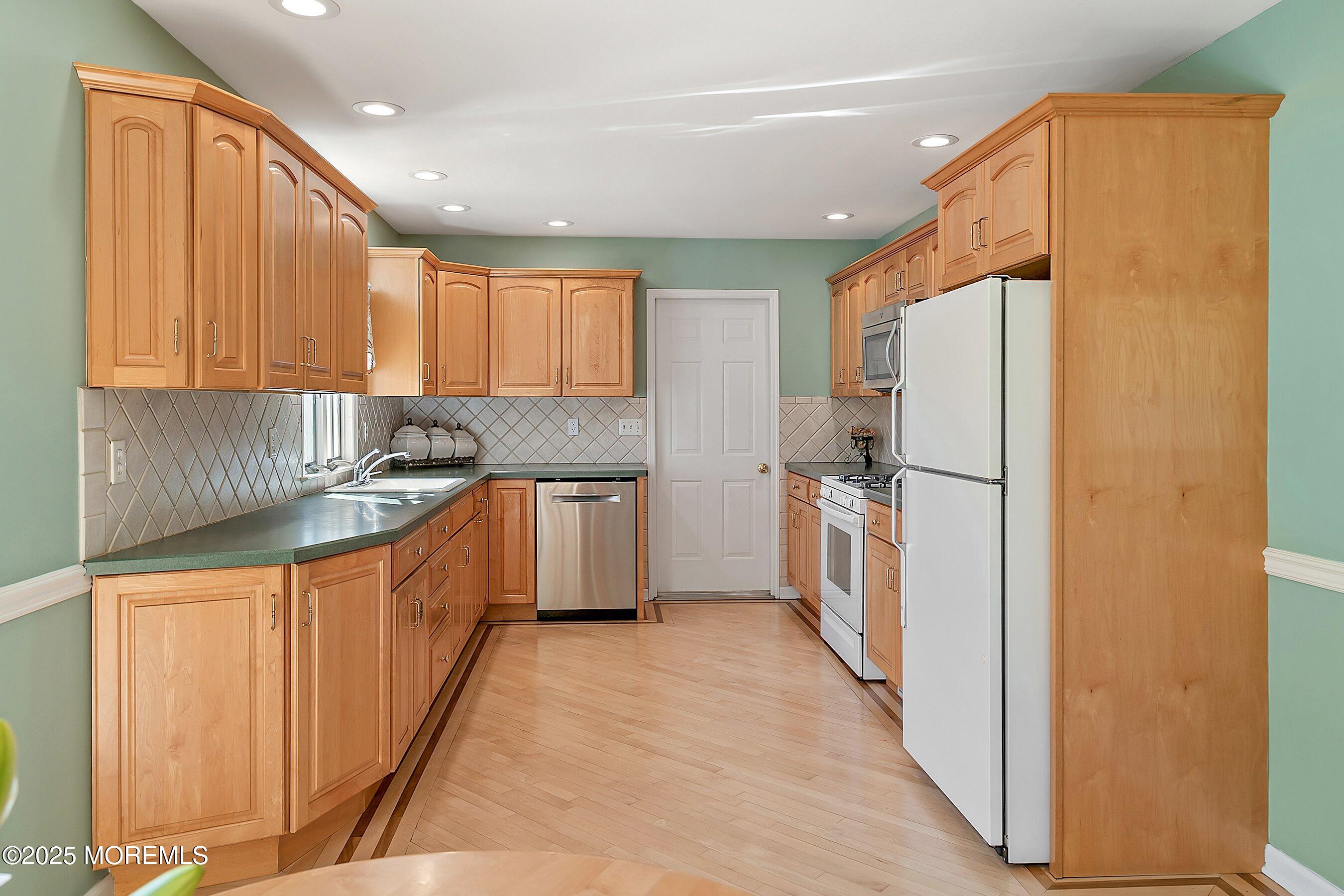 46 Hosford Avenue, Leonardo, New Jersey image 21