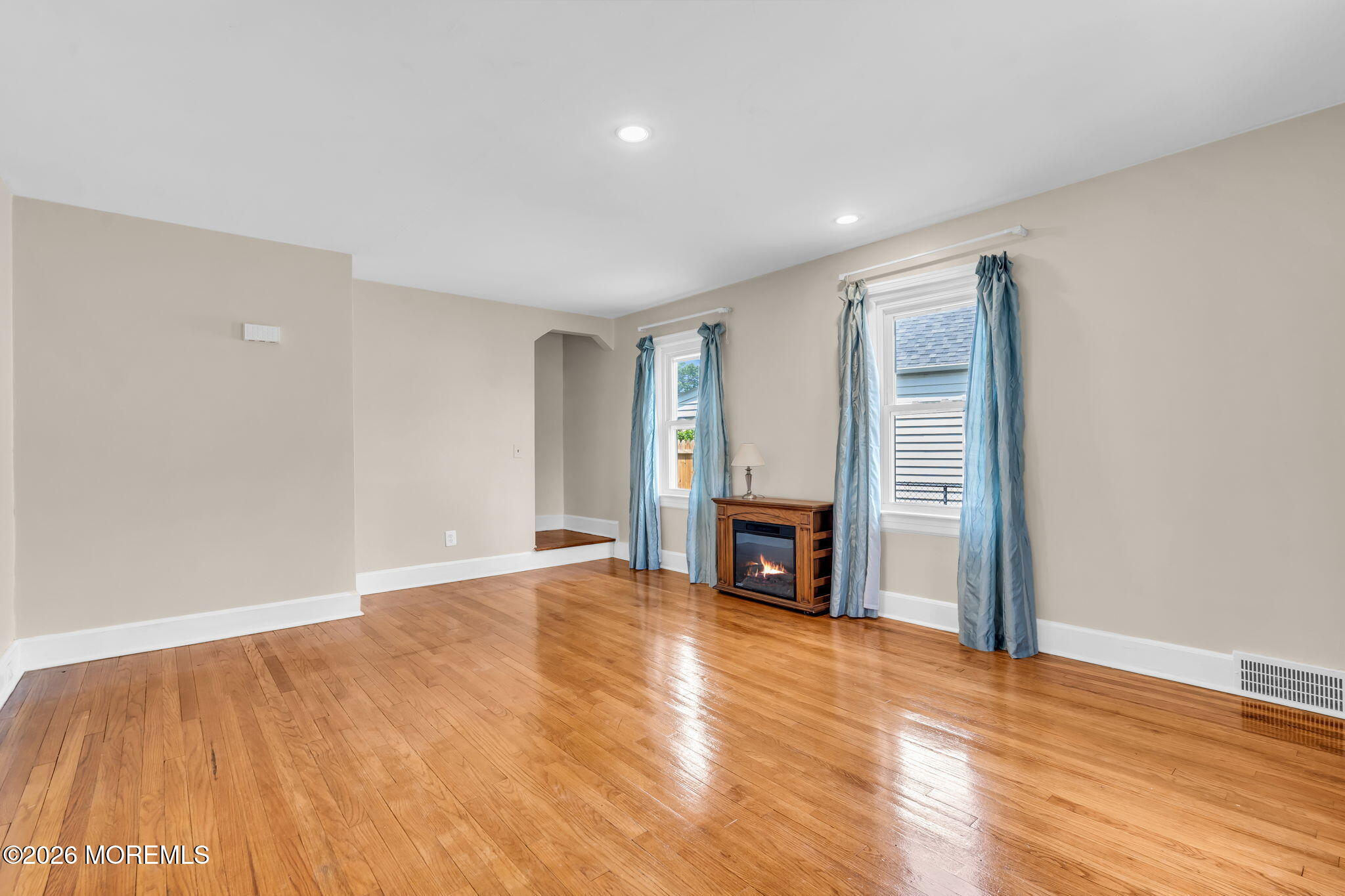 826 Whitehorse Mercerville Road