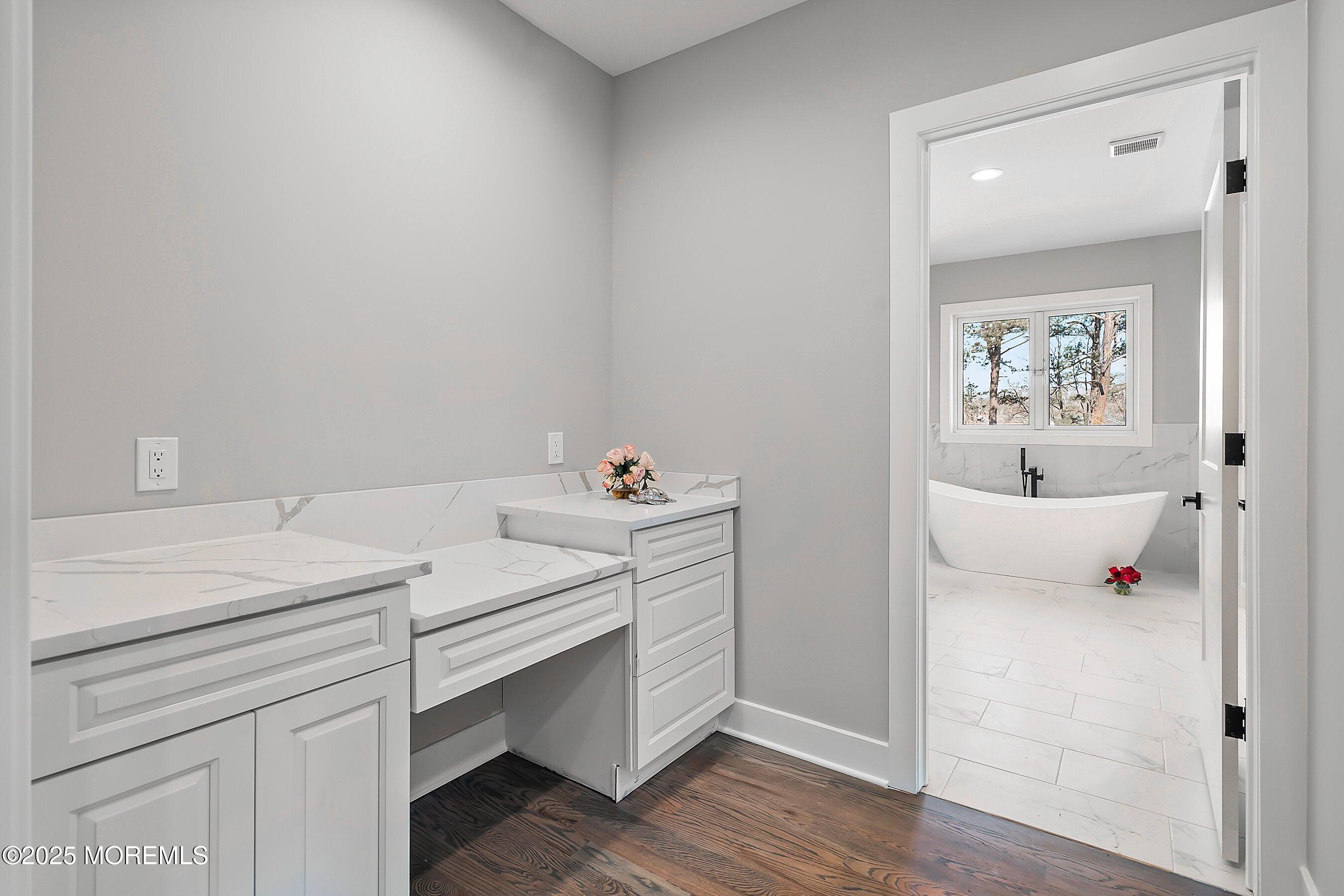 2 Haystack Court, Howell, New Jersey image 33