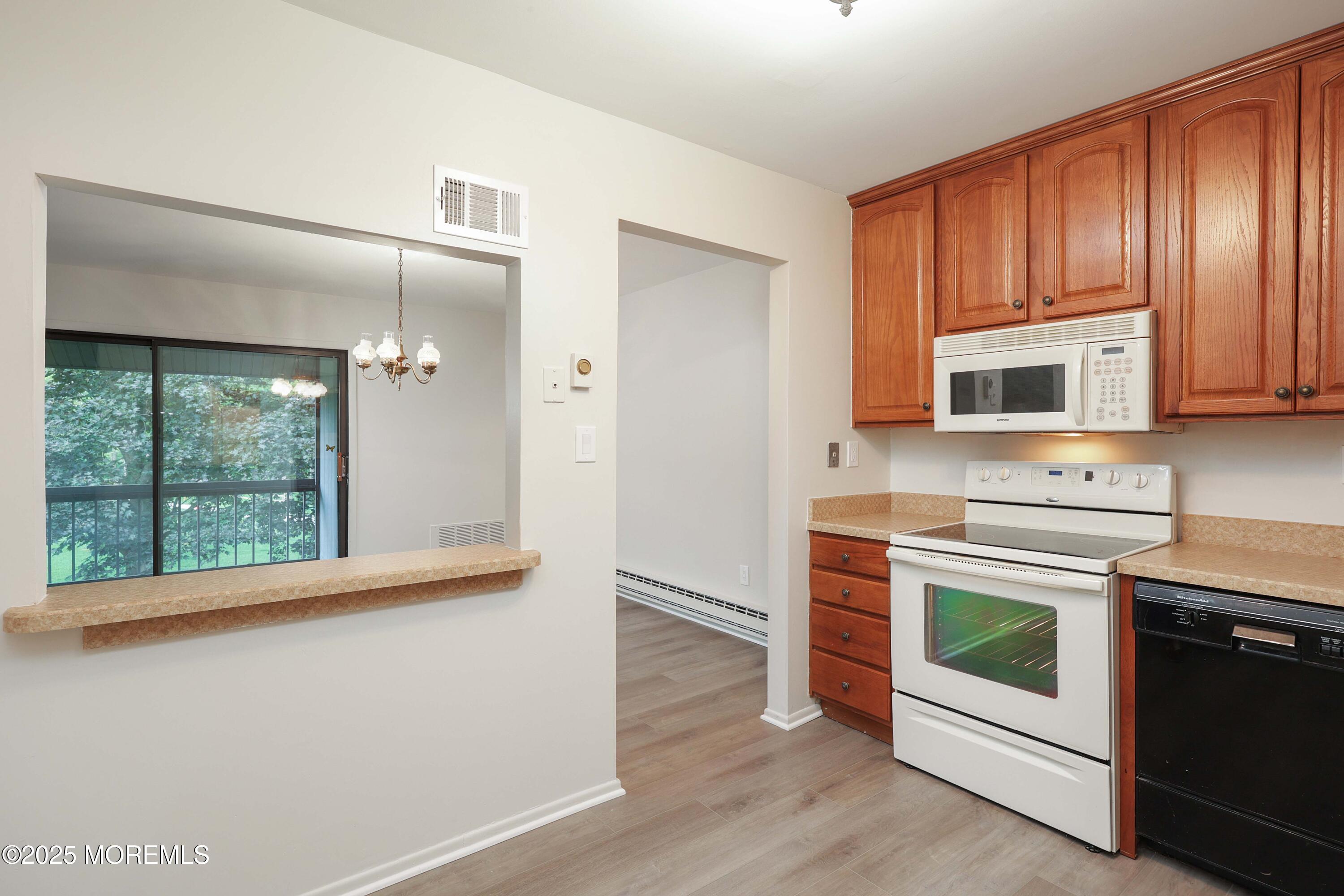 30 Dickinson Court, Red Bank, New Jersey image 13