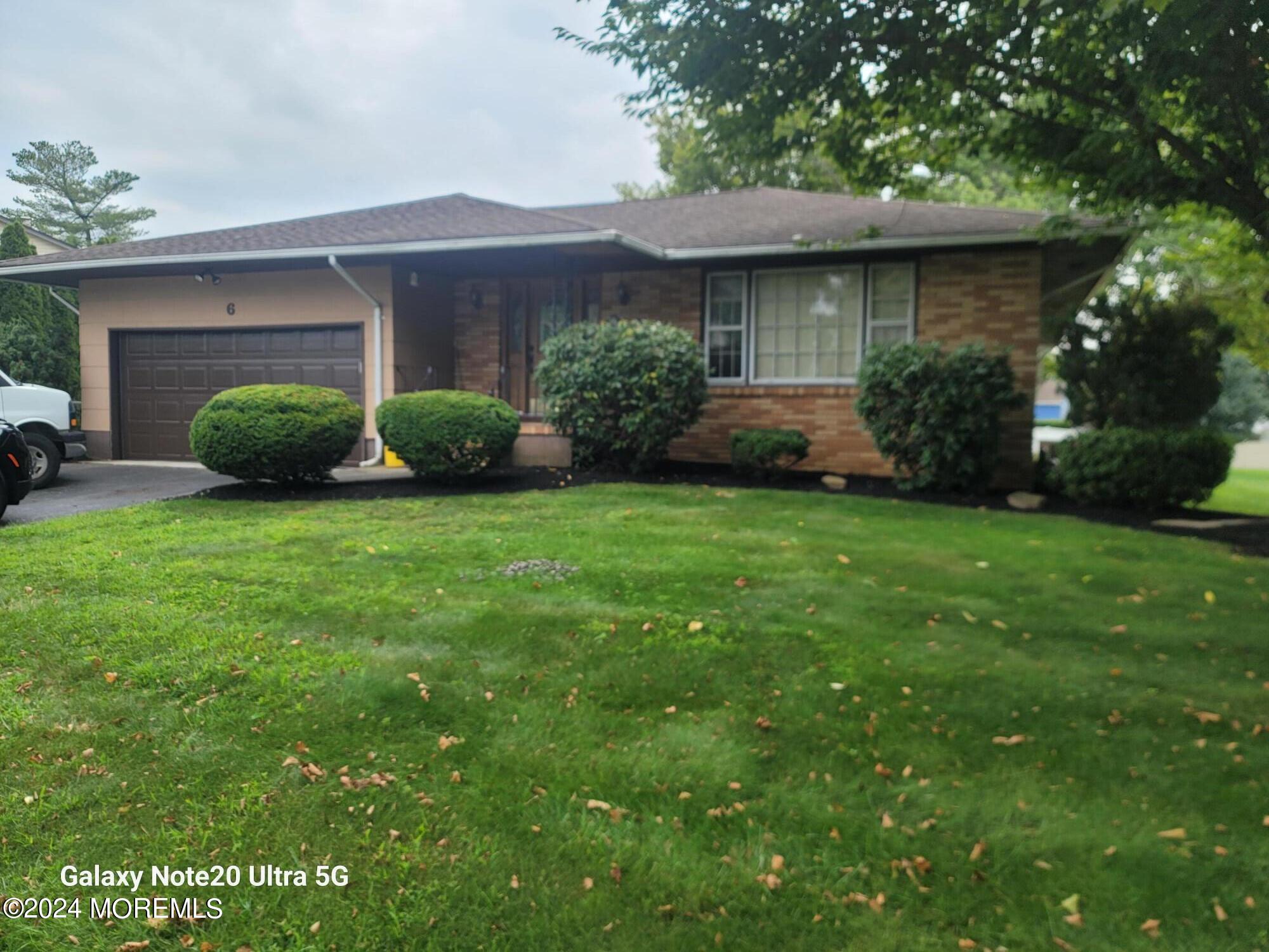 6 Sprague Turn, Hamilton, New Jersey image 1