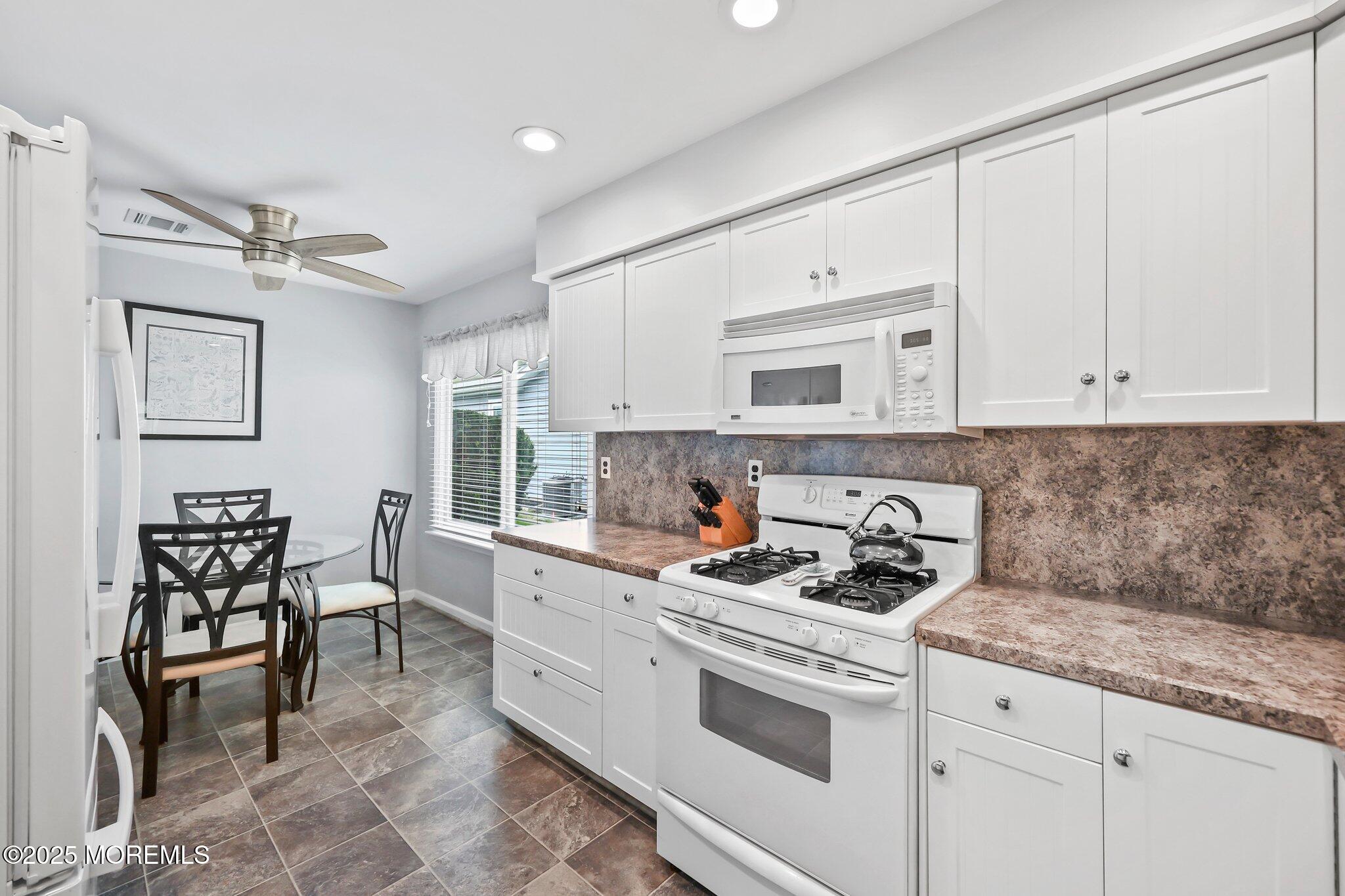 8 Rushmore Drive, Brick, New Jersey image 18
