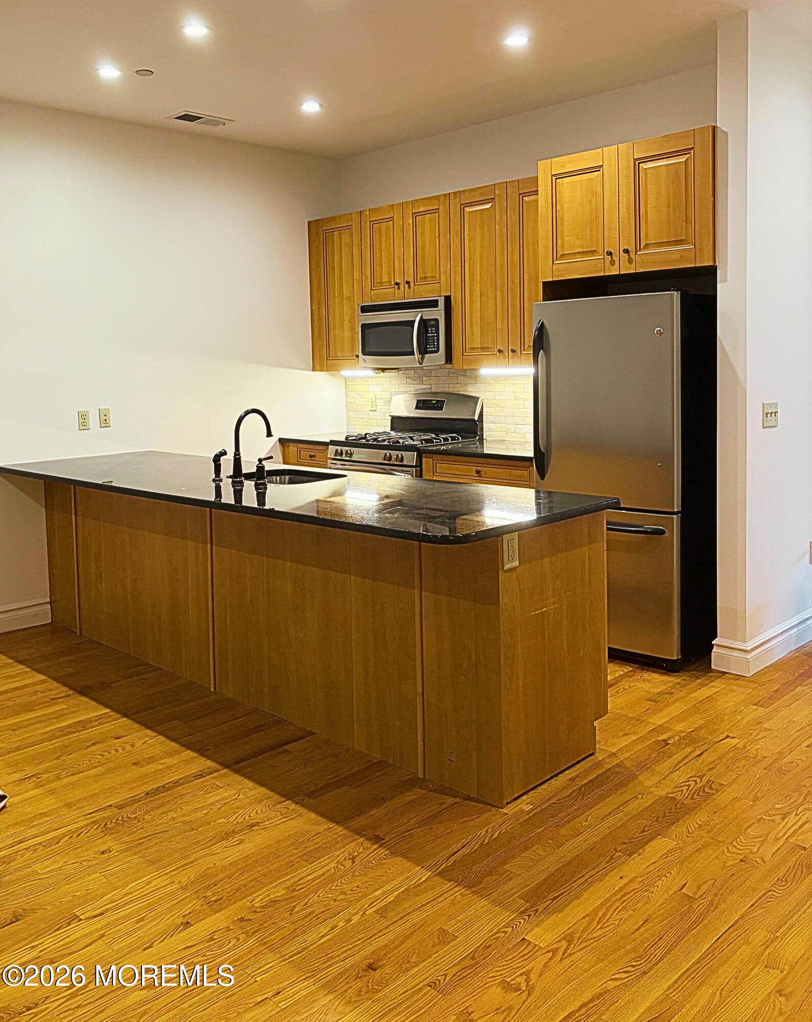 8 E Front Street 303
