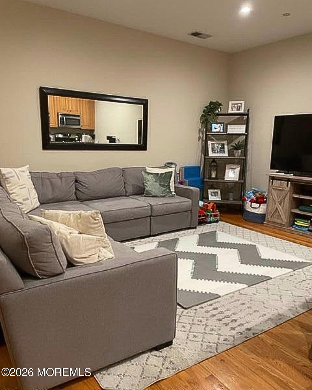 8 E Front Street 303